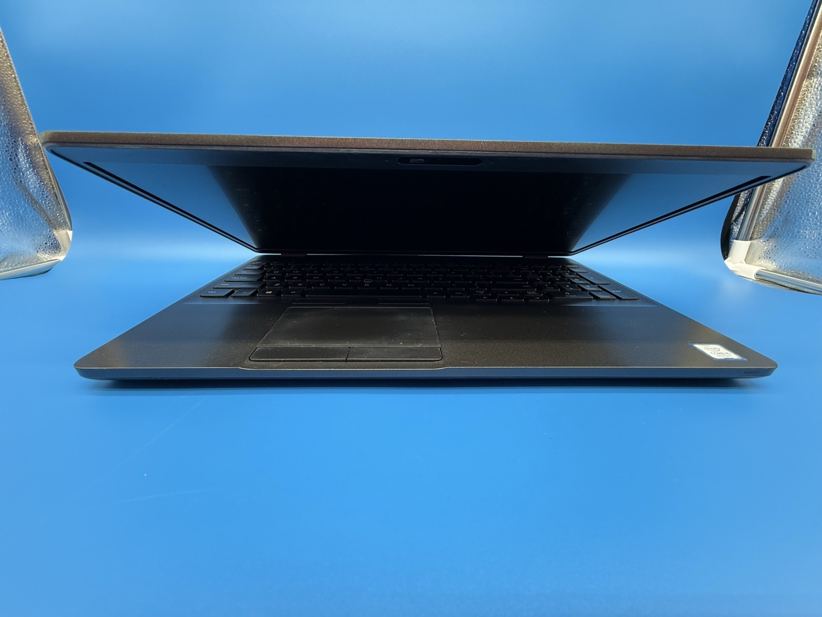 Dell Precision 3541 i5-9300H Quadro P620 4GB 12GB 512GB SSD 15.6” Win11