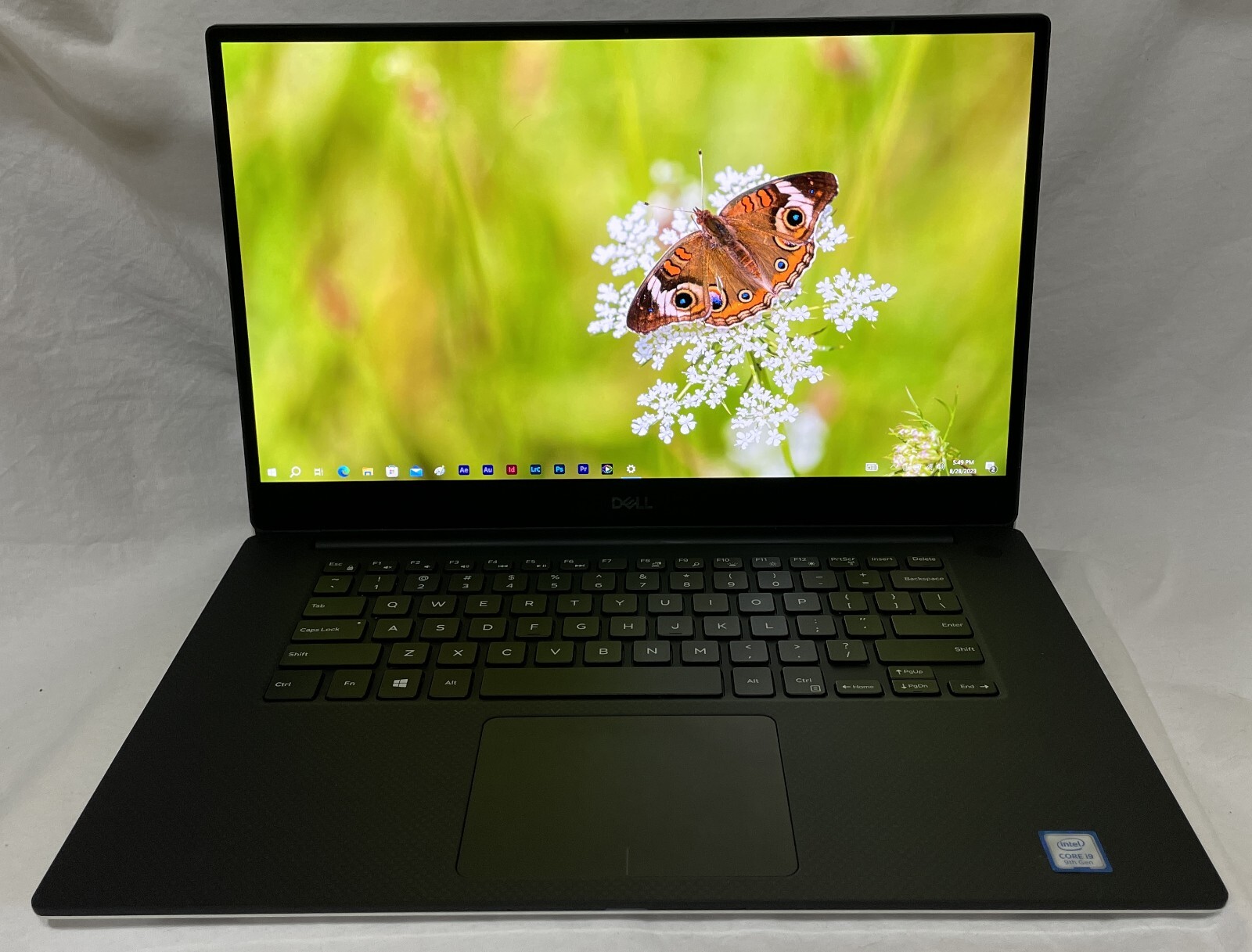 Dell XPS 15 7590 | i9-9980HK 2.4GHz | 4K OLED | 32GB | 2TB EVO+ | Grade A