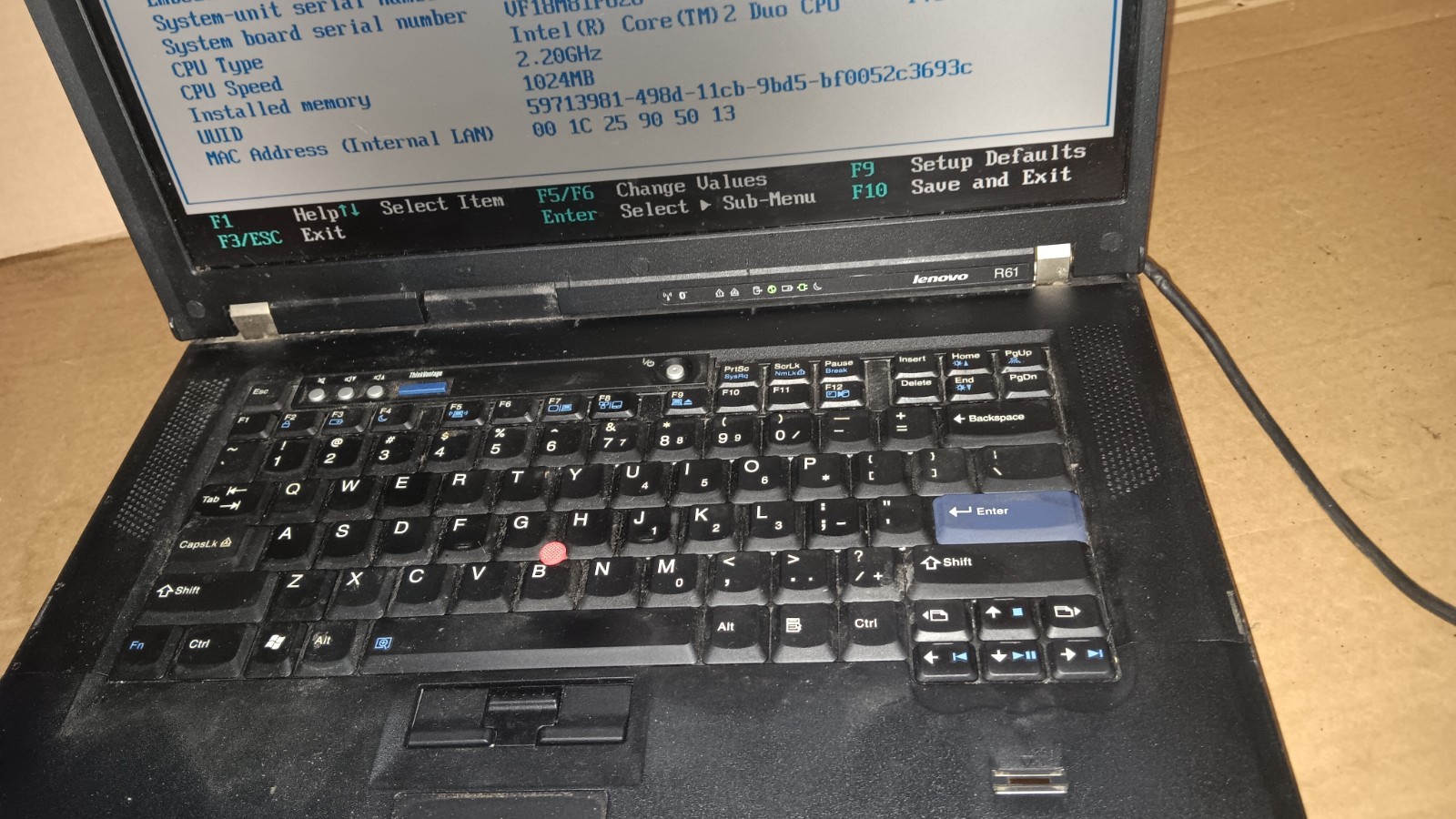 Lenovo ThinkPad R61 Laptop Intel C2D T7500 @ 2.20 GHz, 15.4″ LCD Screen 8932