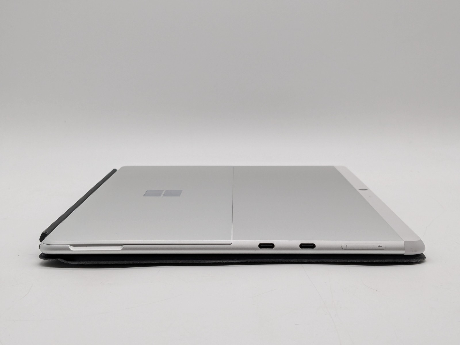 Surface Pro X 2-in-1 13″ Touch SQ2 256GB 16GB W11 SQ2 Adreno 690 Backlit Stylus