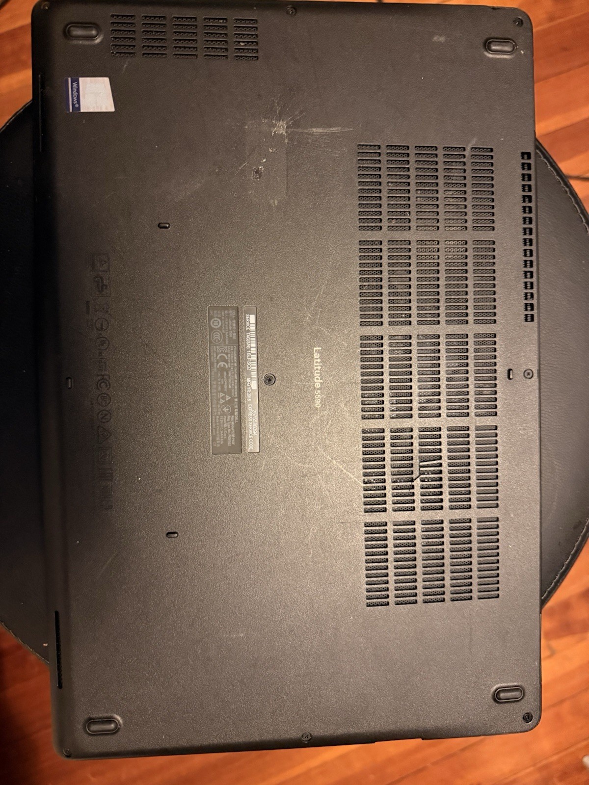 Dell Latitude 15.6″ 3510 Intel i5-10210U @ 1.60GHz 8GB DDR4 RAM 256GB SSD READ