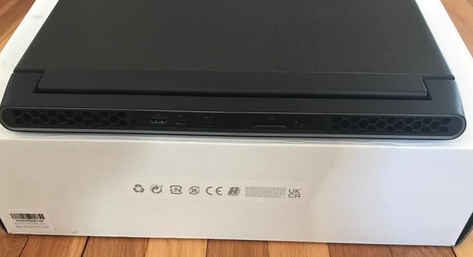 Alienware – m15 R4 15.6″ FHD Gaming Laptop i7-16GB RAM – RTX 3070 – 512 GB SSD