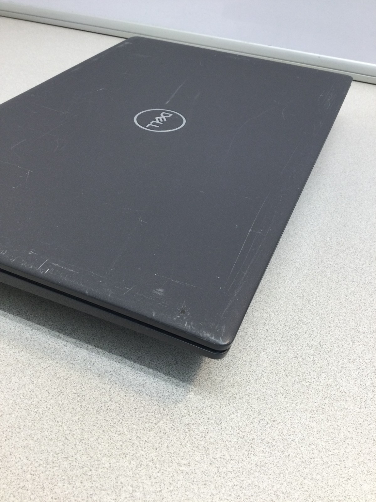 Dell Latitude 3510 15.6″Core i5 10TH GEN 12GB RAM 256GB SSD 1.60ghz** RAED**