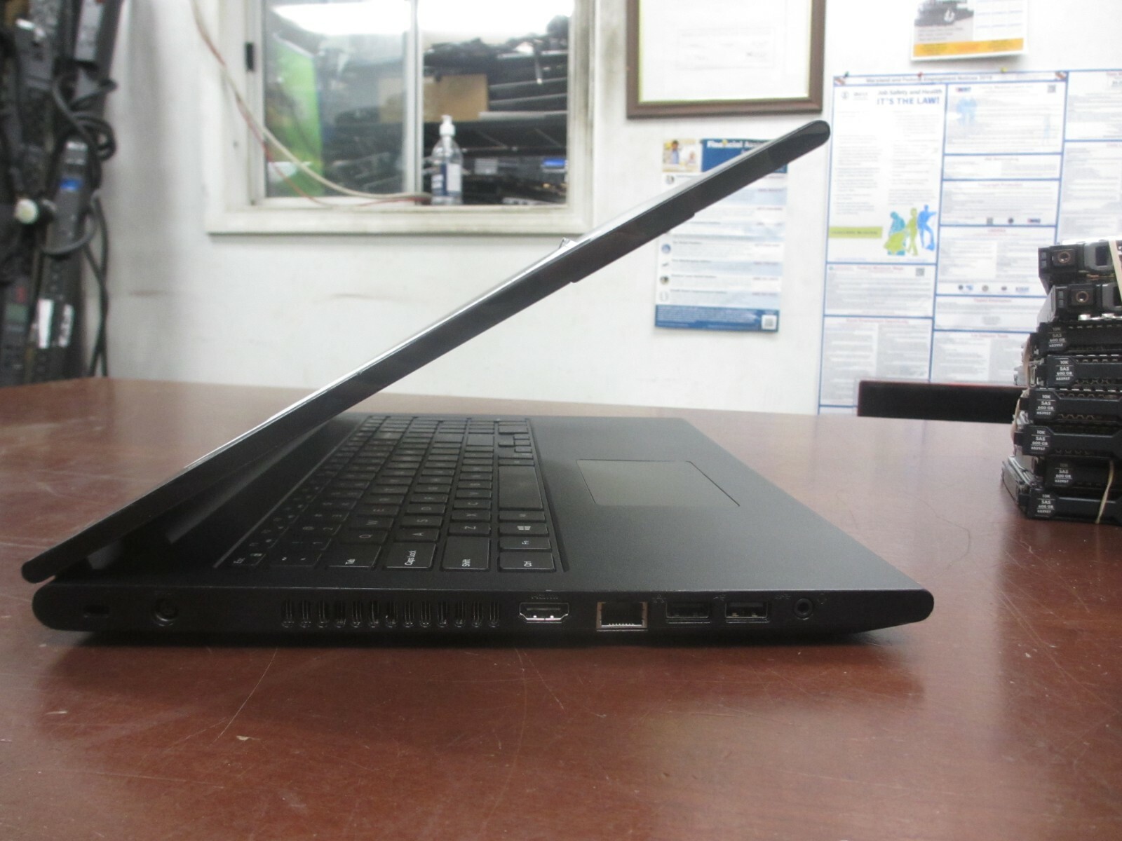 Dell Inspiron 15 3542 i3-4005U 8GB 500GB DVD-RW W-Cam Laptop +AC [NO Battery]