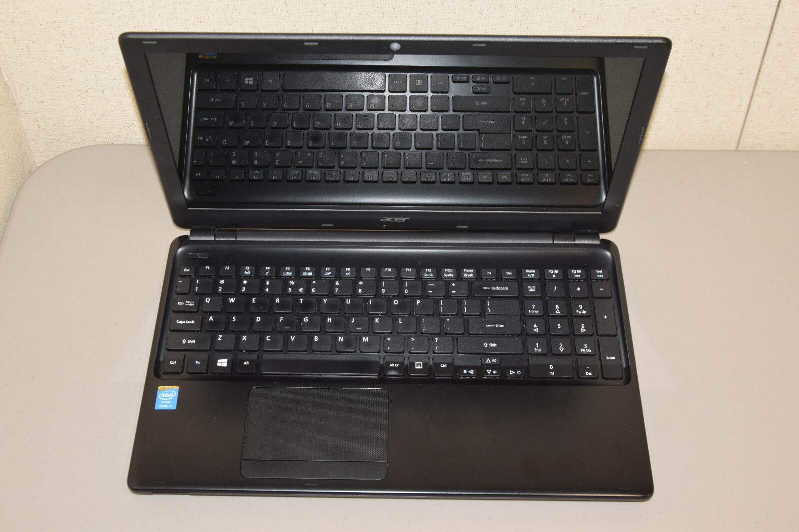 DEAD JUNK Acer Aspire E1-572-6692 Series V5WE2 15.6″ Laptop Incomplete AS IS