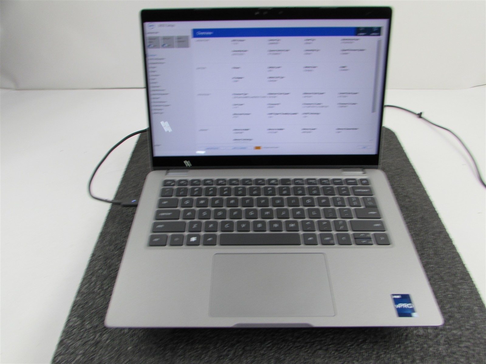 DELL LATITUDE 5340 1920X1080 FHD CORE I7-1365U 512GB SSD 16GB RAM NO O.S