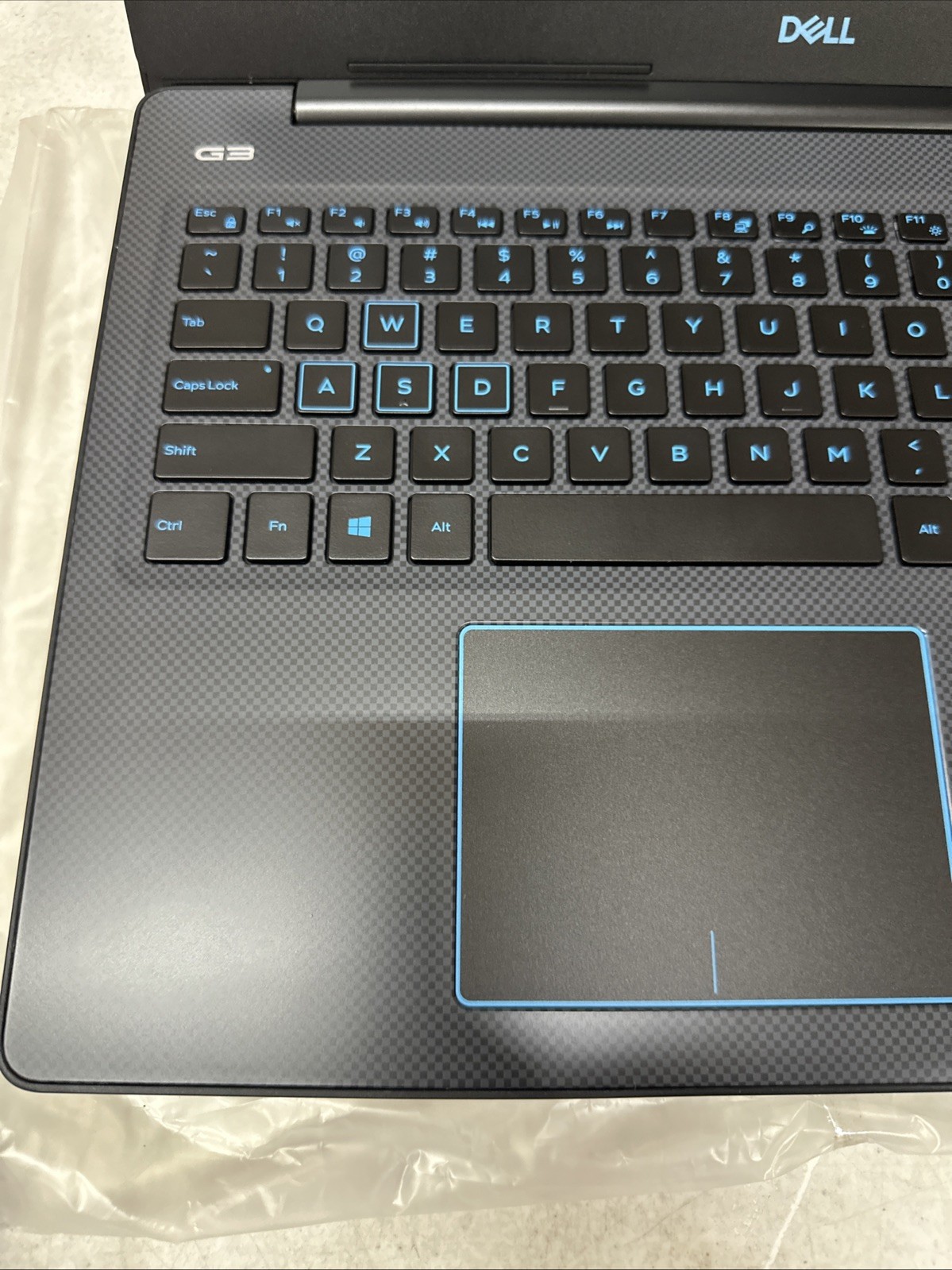 Dell G3 15 3579​ 15.6″ FHD Laptop/intel i5-8300H/8GB/16GB RAM/GTX 1050 Ti/Win10