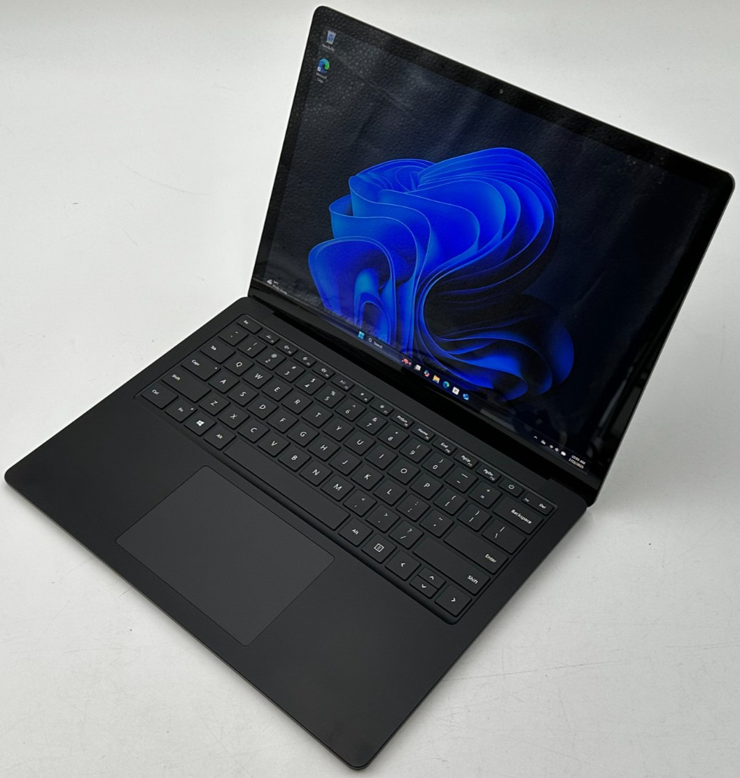 MICROSOFT SURFACE LAPTOP 3 CORE i7-1065g7 @ 1.30Ghz 16GB RAM 245GB SSD (lp580)