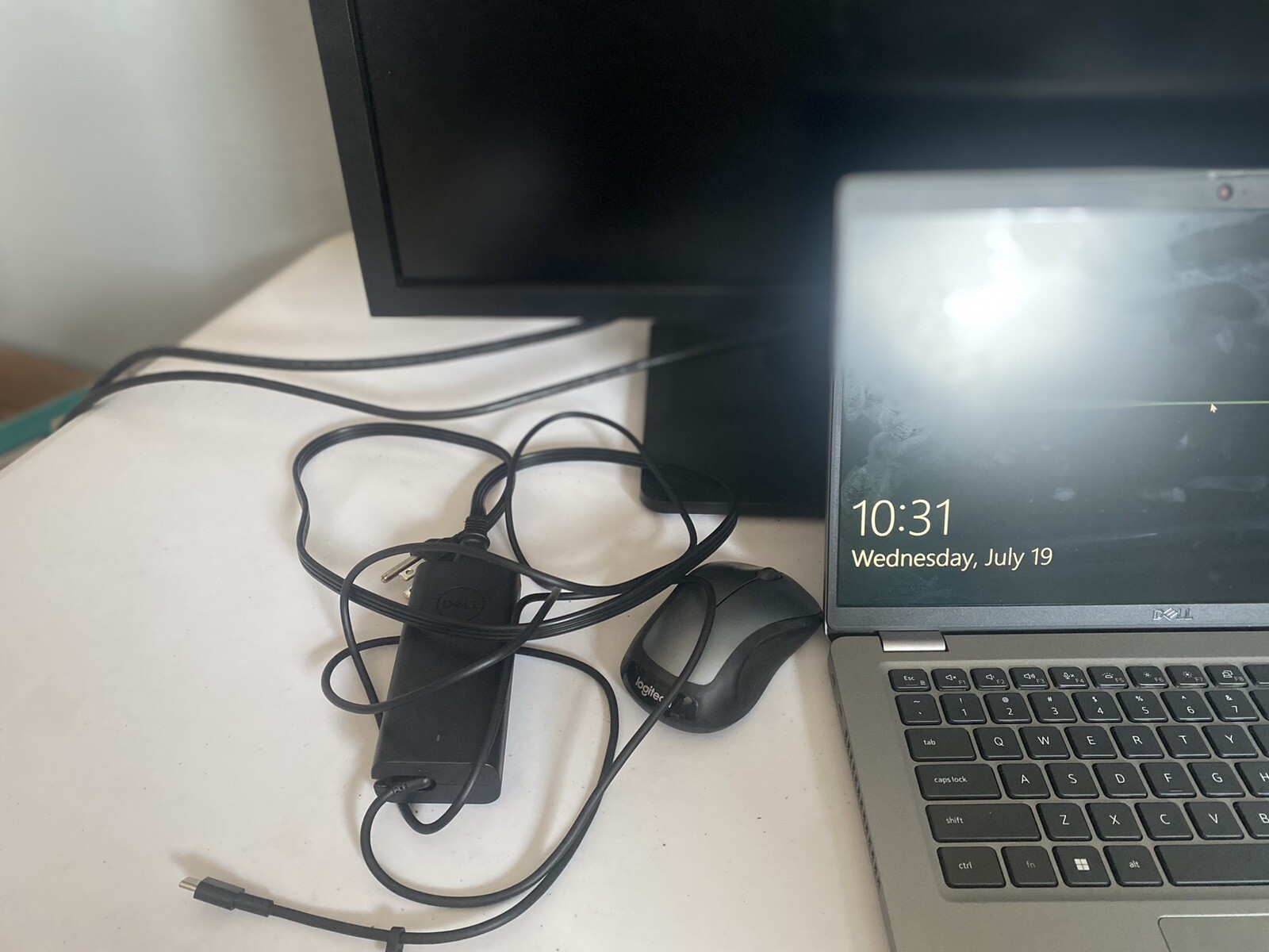 Dell Latitude E5470 (500GB HDD, Intel Core I3-6100U, 2.3GHz, 8GB RAM, AMD Radeon