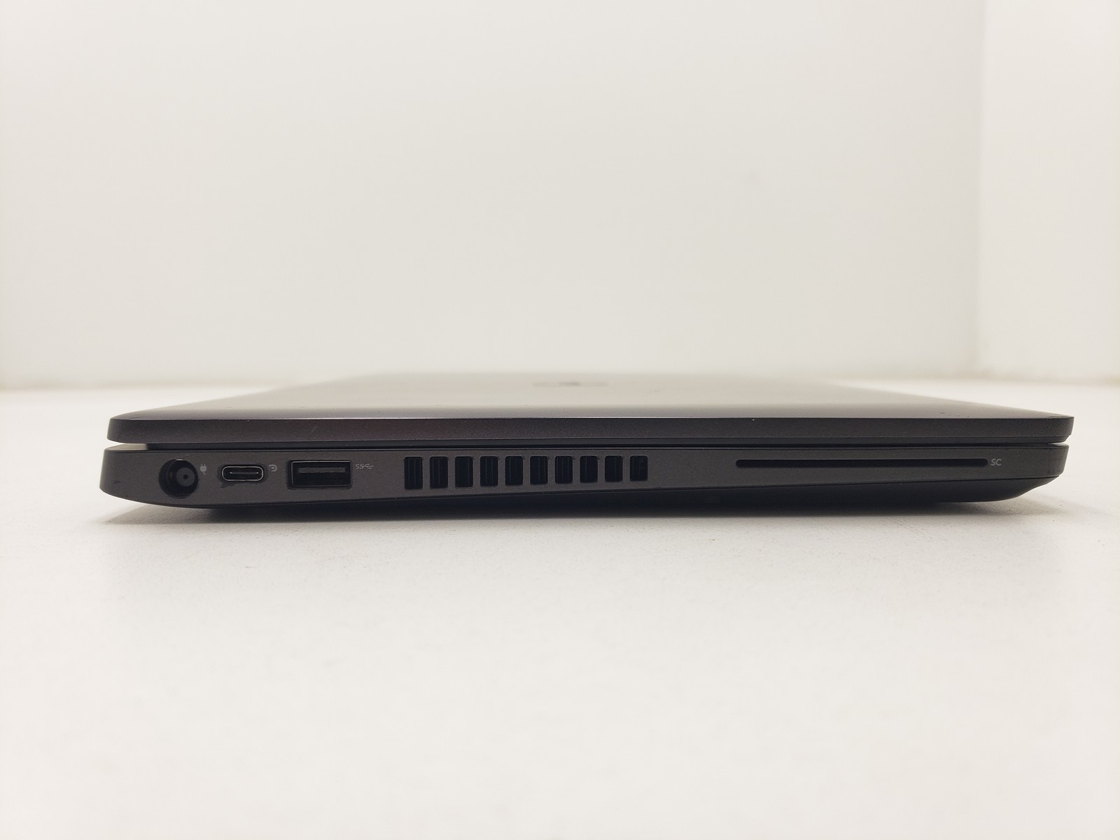 Dell Latitude 5400 Laptop Intel Core i5-8365U 16GB RAM 256GB SSD Windows 11 Pro.