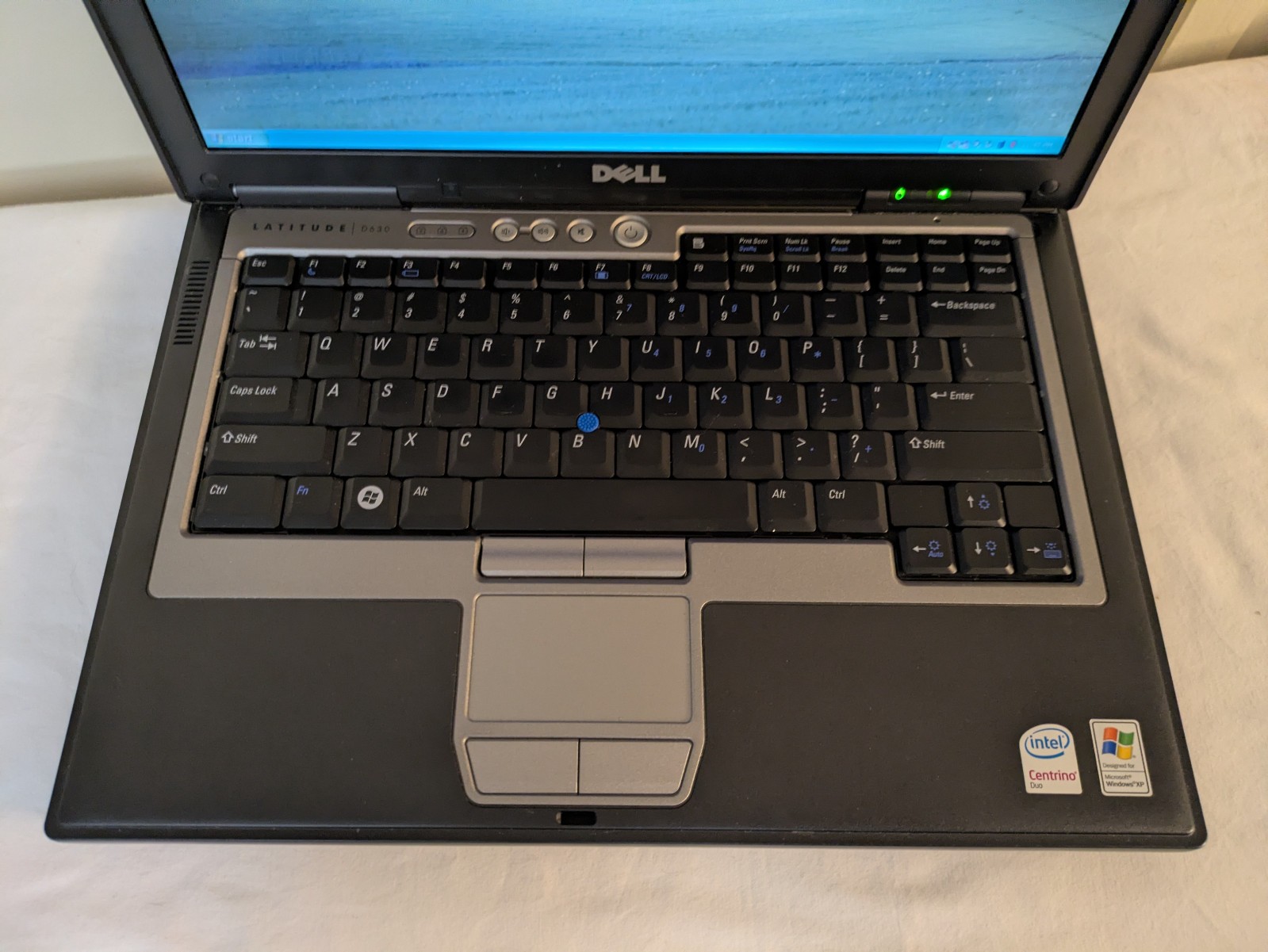 Dell Latitude D630 Laptop 14″ Intel C2D 2.2GHz 4GB RAM 160GB HDD Windows XP 💻