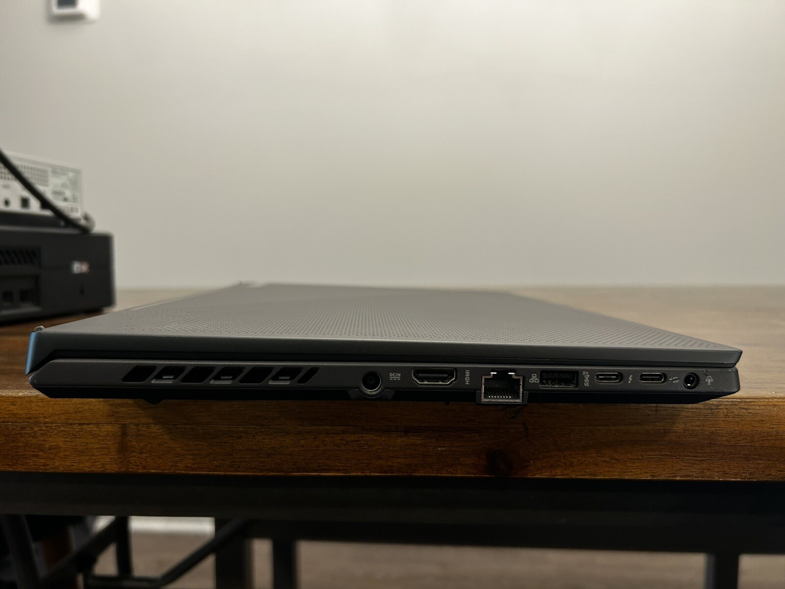 Asus ROG Strix G16 G614 16 165Hz FHD+ 2.6 GHz i7-13650HX 16GB 1TB SSD RTX 4060