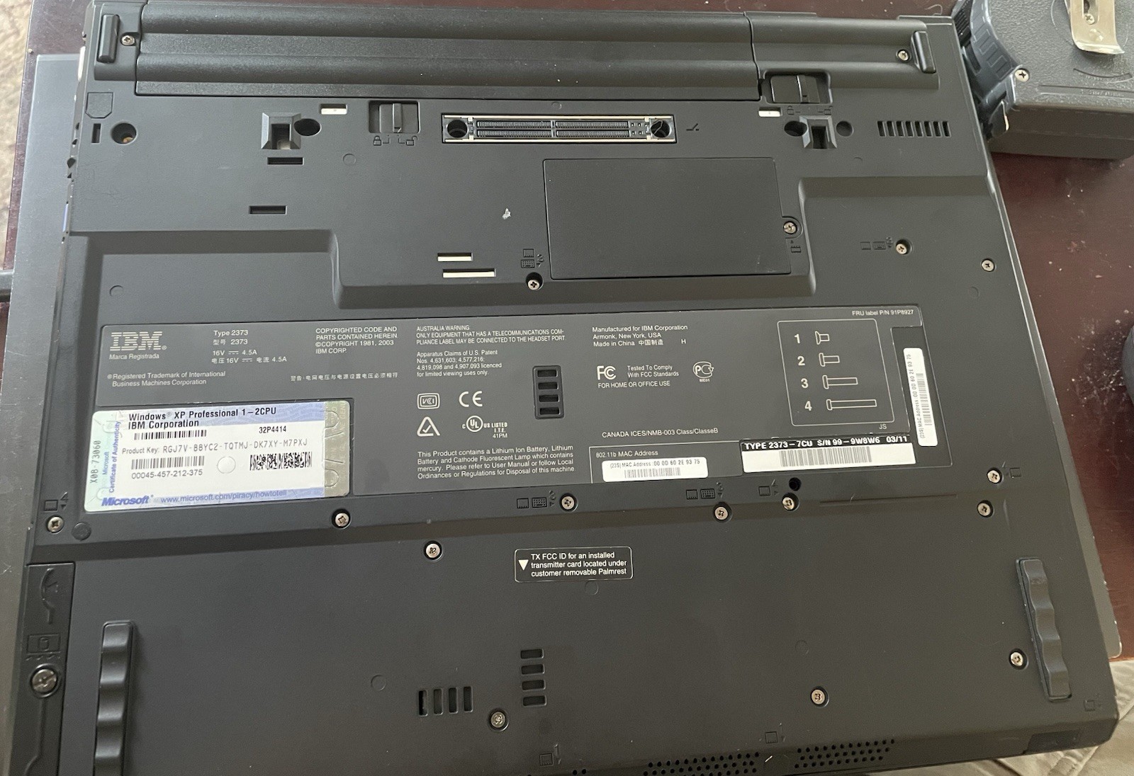 IBM ThinkPad T40 Retro Gaming Laptop 1.50GHz 2GB 40GB HDD Win XP Radion 7500