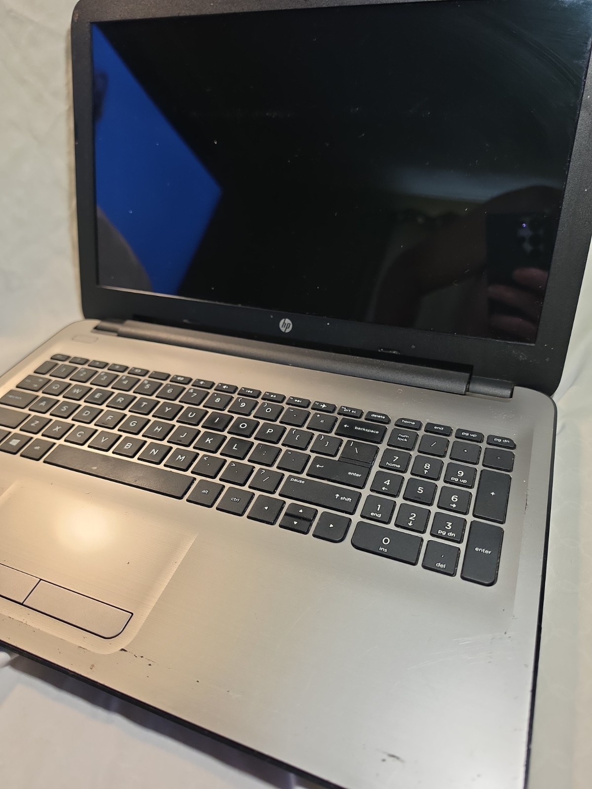 HP 15-AY083NR Laptop 15-inch, Intel Core I3 No Power Supply, Tested- Working