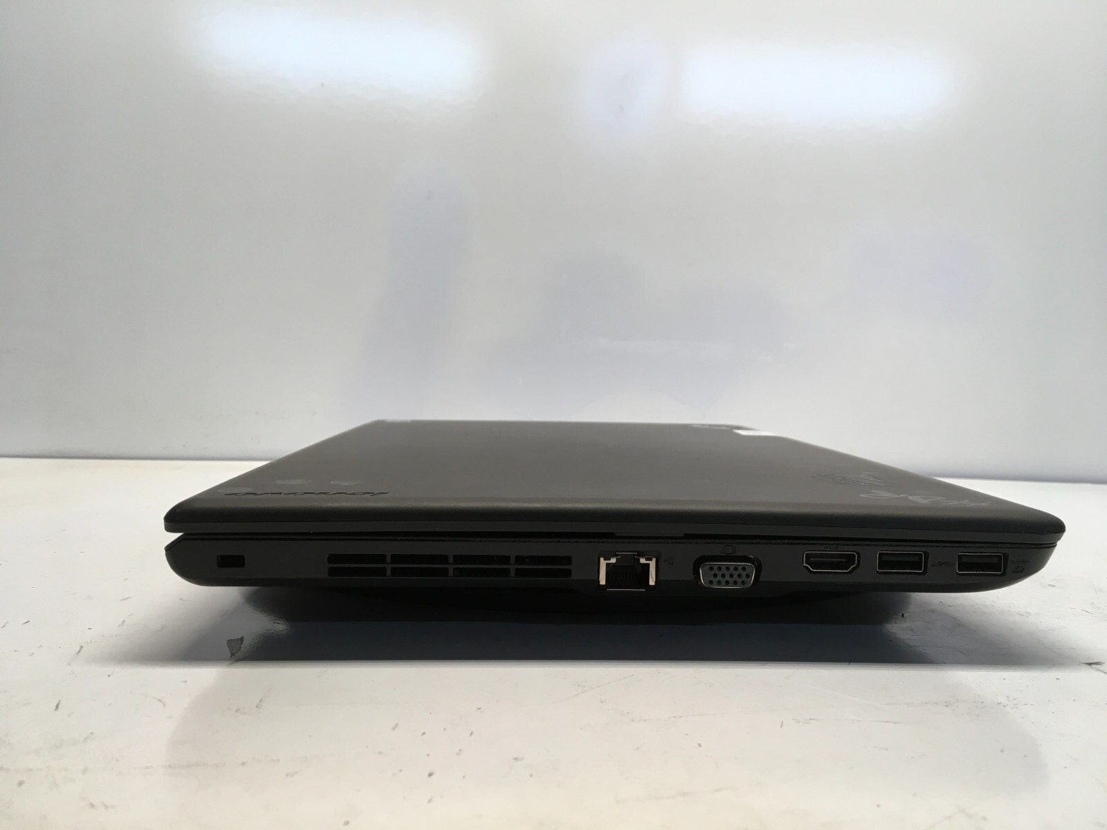 Lenovo ThinkPad E550 Intel i3-4005U 1.7GHz 4 GB NO HDD