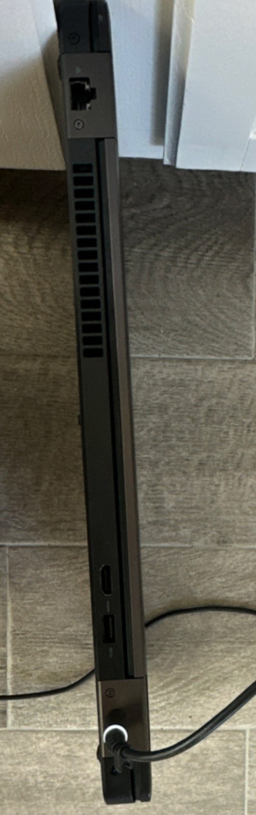 Dell Precision 3520 15″ Intel Core i5-7440HQ 8GB SSD Win 11 Business Webcam