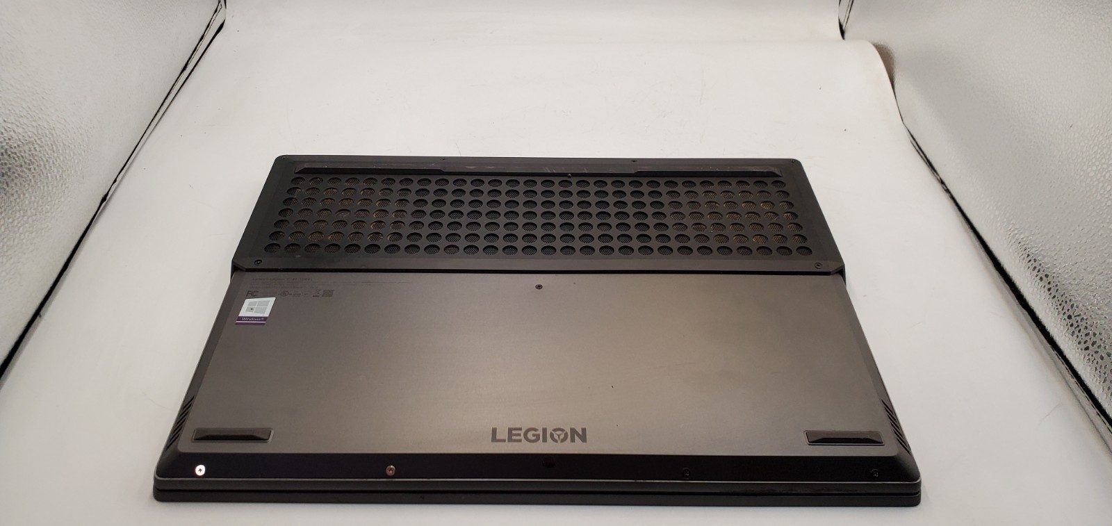 Lenovo Legion Y740-15IRH Laptop i7-9th Gen 2.6GHz 16GB RAM 512GB SSD GTX1660Ti