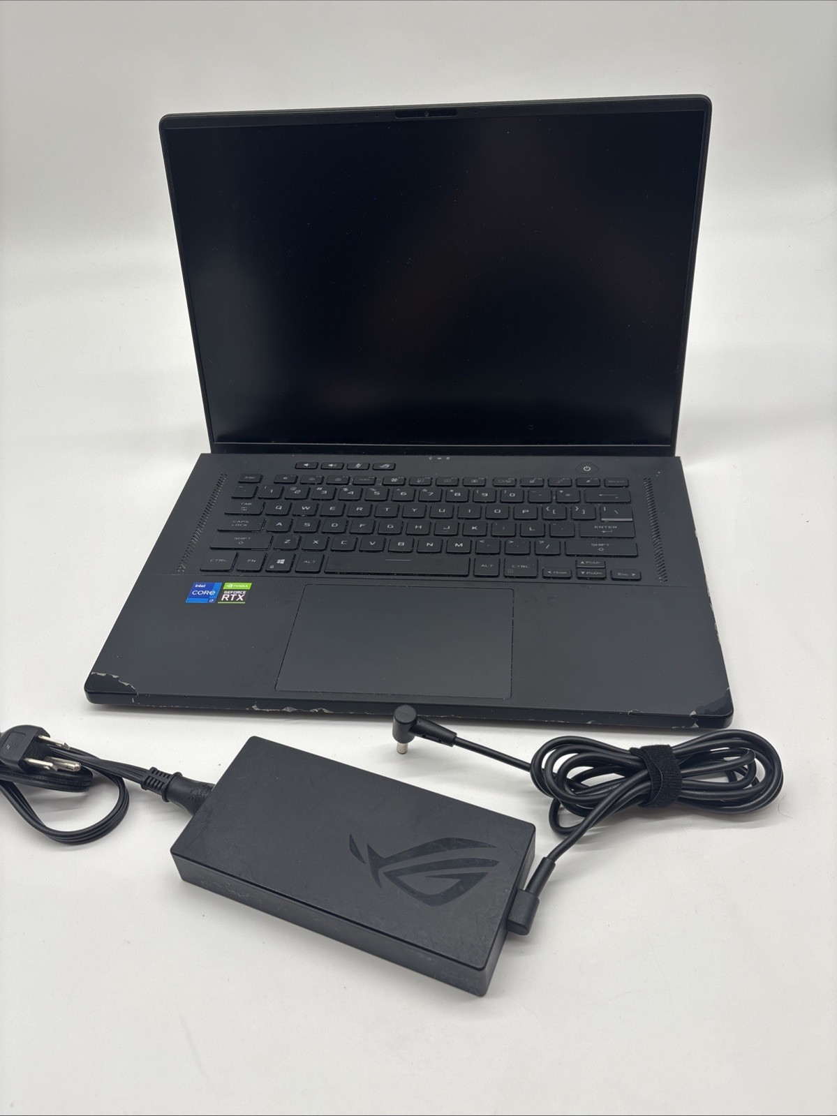 ASUS ROG Zephyrus M16 GU603H – 14” – Core i7-11800H 2.3GHz 16GB RAM 500GB SSD
