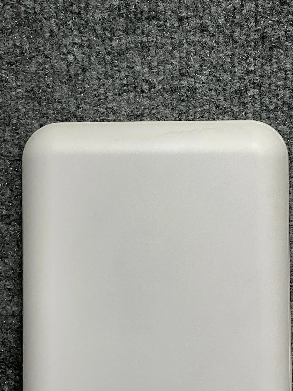 Universal Android Tablet M-001 9 Volt Touchscreen Mini White Device