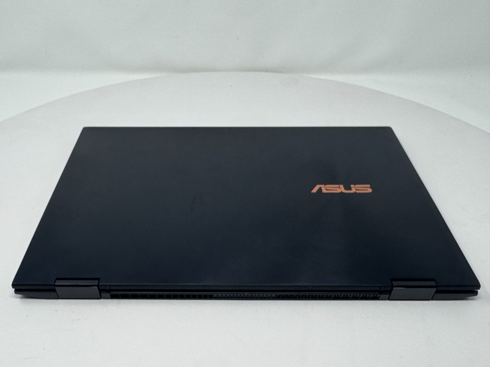 ASUS ZenBook Flip 13 UX371E Core i7-1165G7 16GB Weak Battery Working