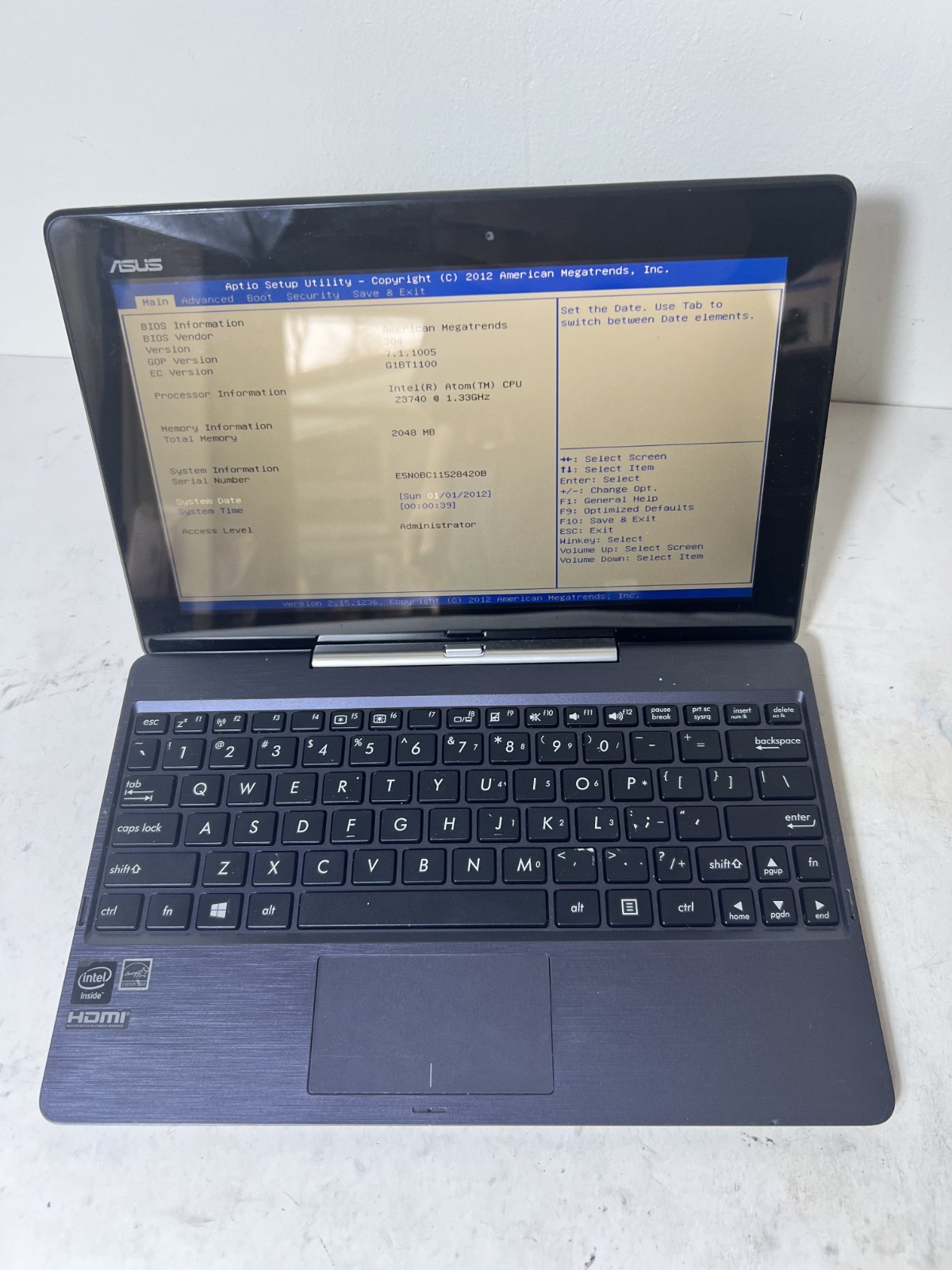 ASUS Transformer Book T100TA Intel Atom Z3740 10.1″ 2GB RAM As-Is for Parts READ