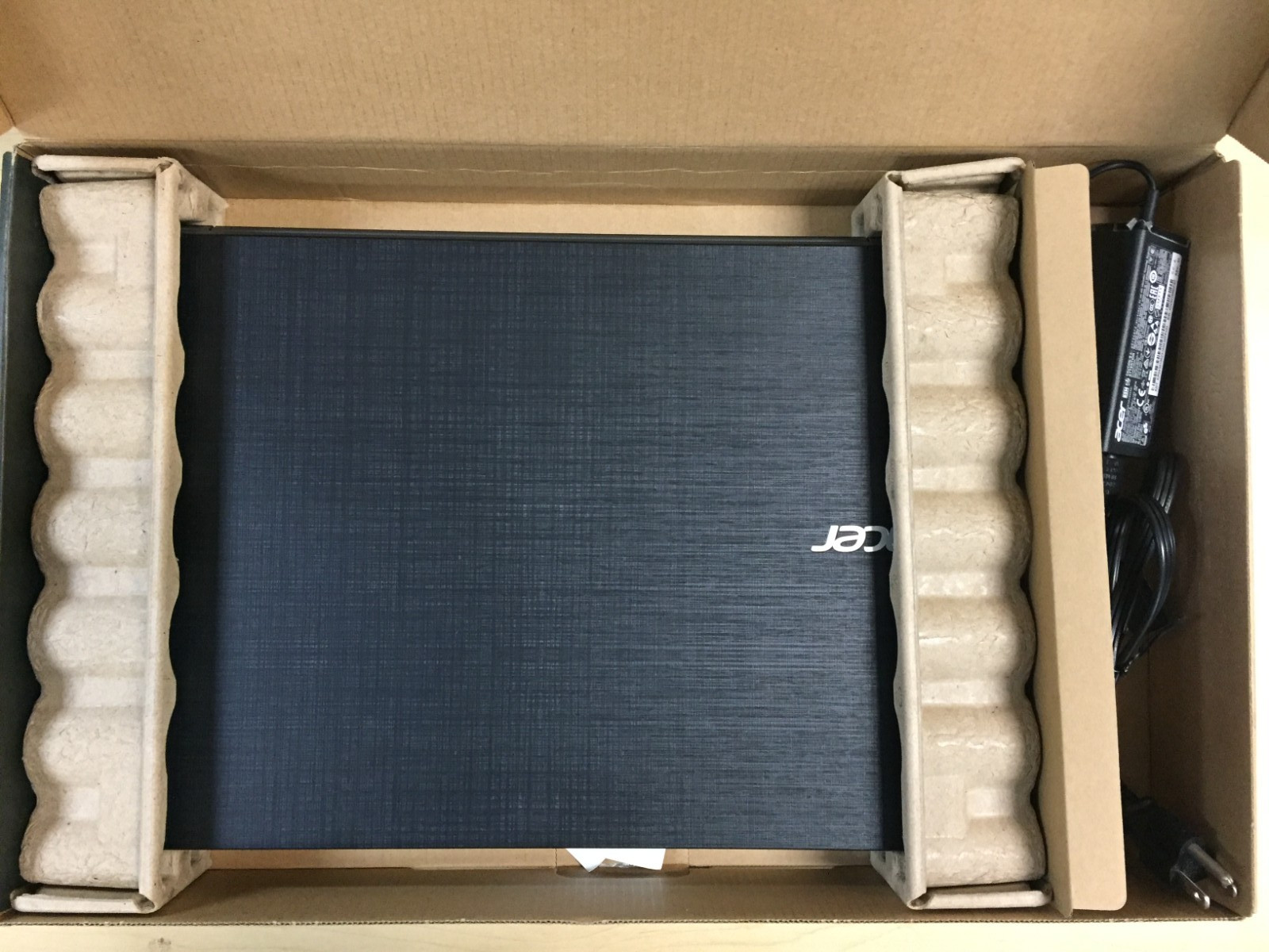 *Bad Batte* Acer Aspire E 15 E5-573T-59RC 15.6 Touch Laptop/i5-5200U/8GB/1TB HDD