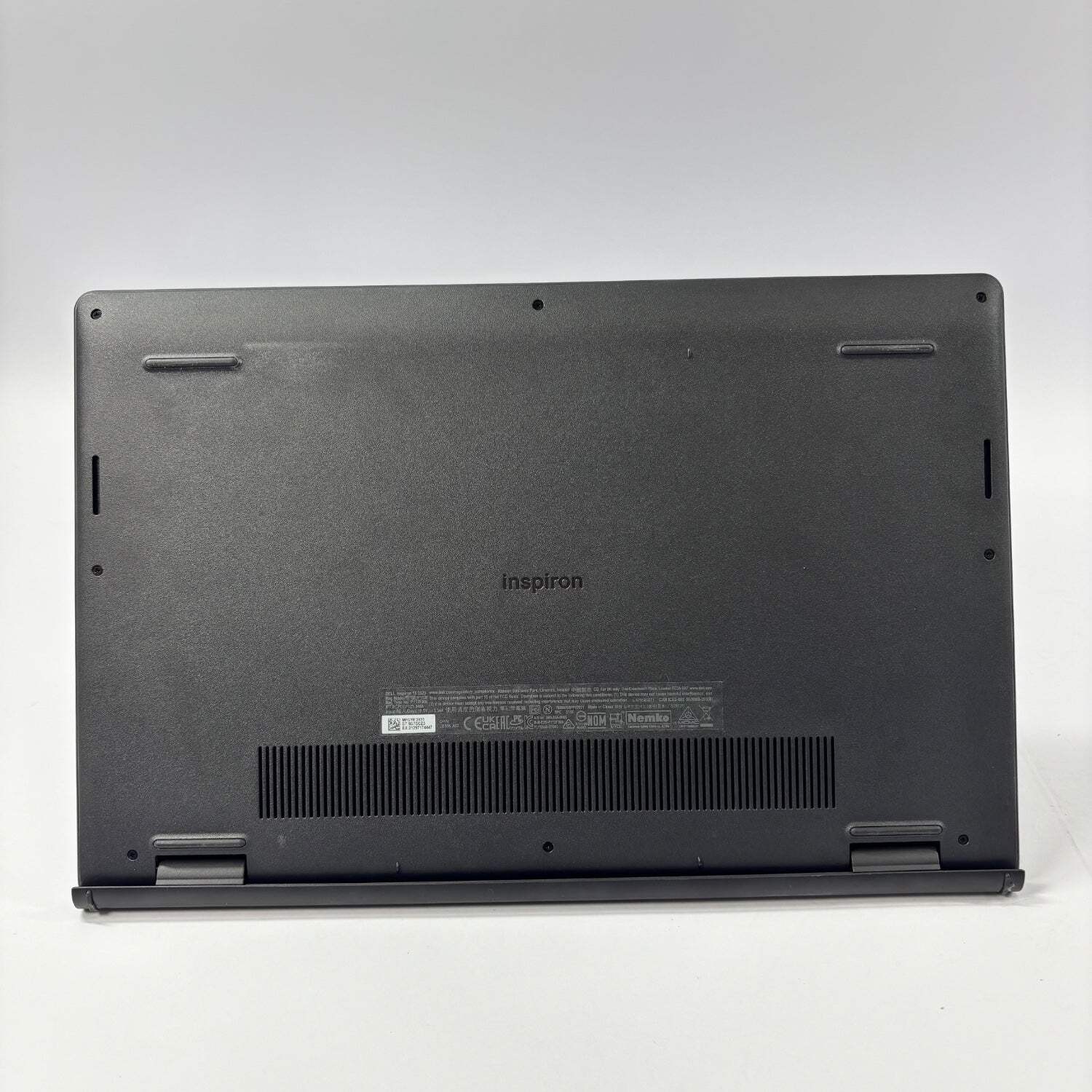 Dell Inspiron 3525 15.6″ Ryzen 5 5500U 2.1GHz 40GB RAM 1TB SSD
