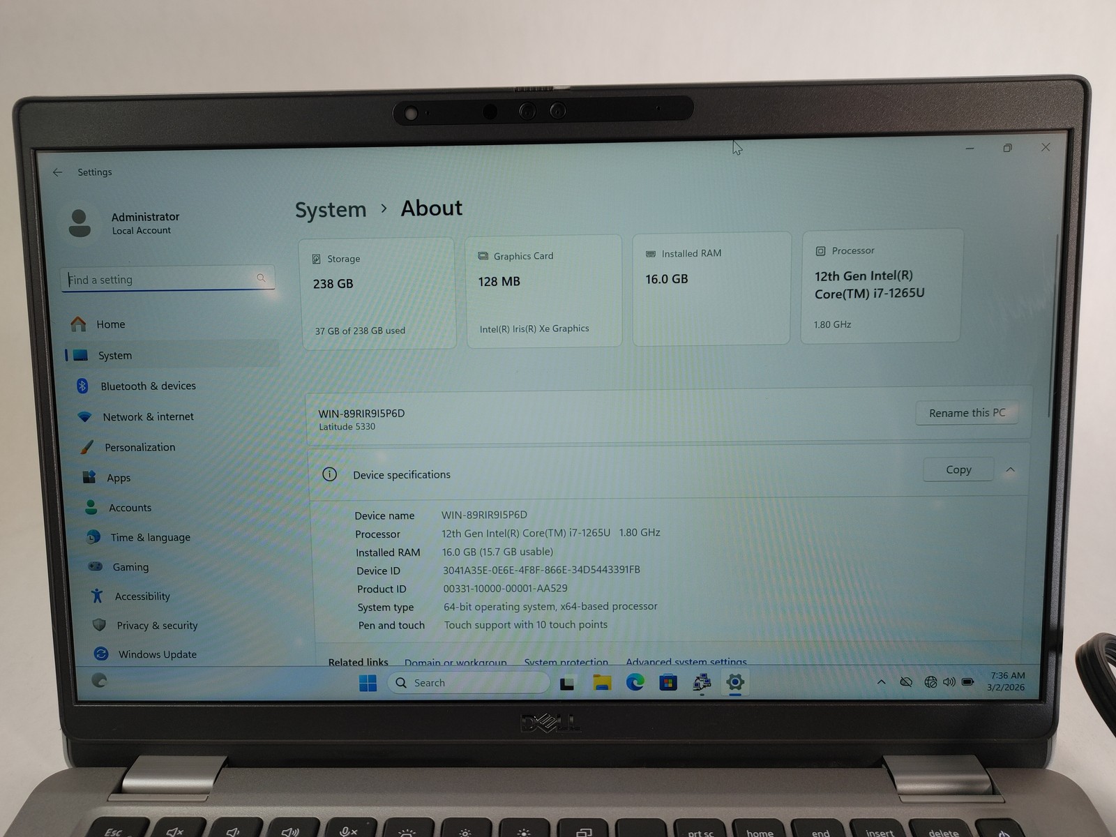 Dell Latitude 5330 Core i7-1265U 1.80 GHz 16 GB DDR4 256 GB NVMe Windows 11 Pro