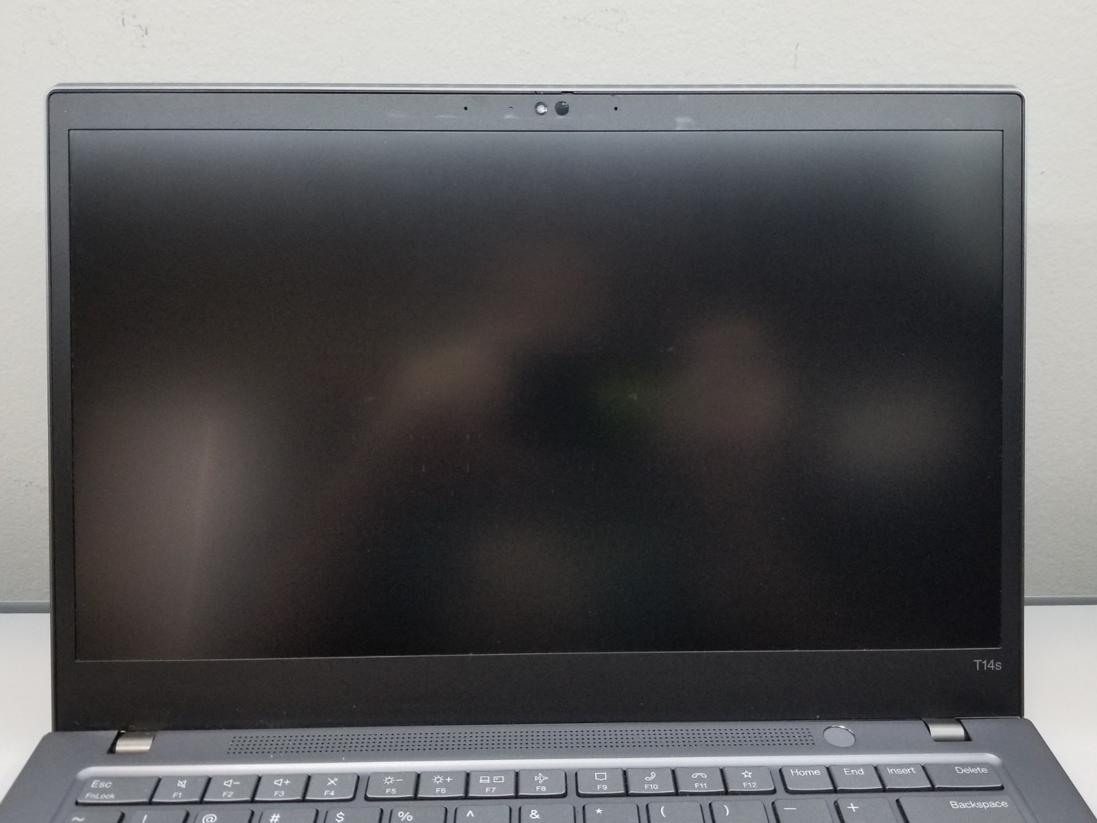 AS-IS Lenovo ThinkPad T14s 14″ i7-1185G7 1.2GHz 16GB 256GB NVMe Iris Xe Ubuntu