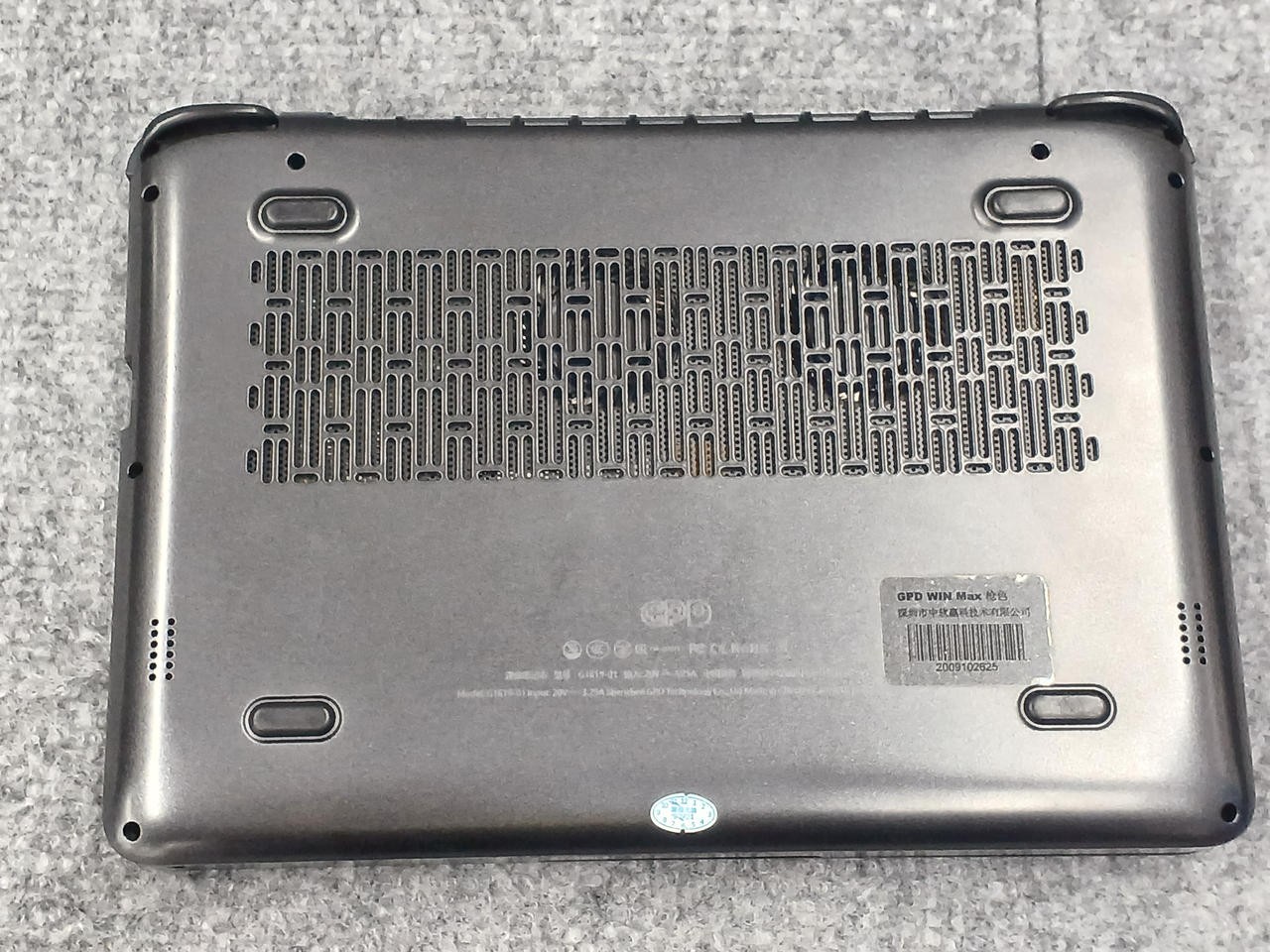 GPD Win Max Gaming PC Intel i5-1035G7 16GB RAM QWERTY Keyboard Handheld Laptop