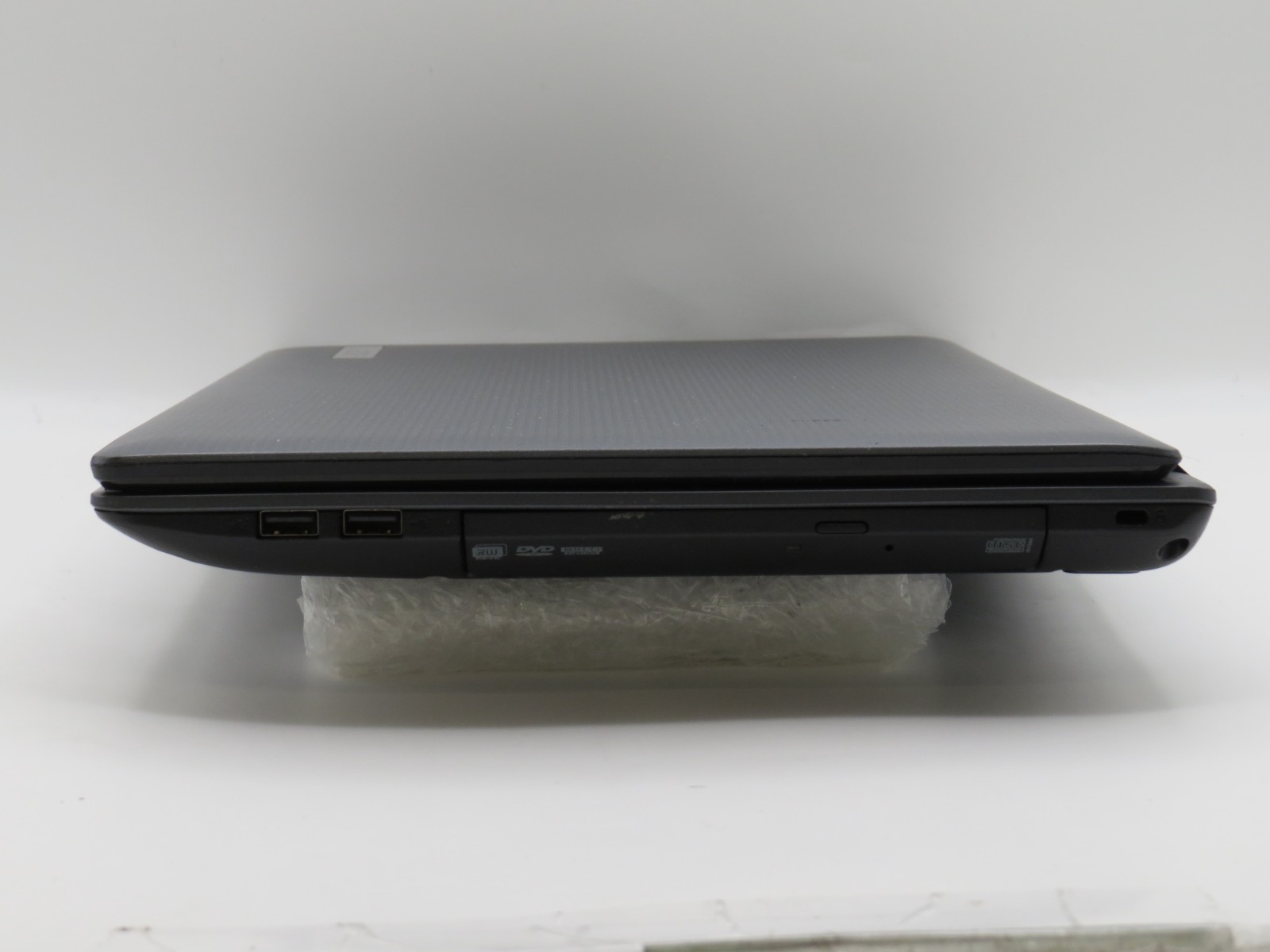 Acer Aspire 5733 | Intel Core i3 | 3GB DDR3 | No HDD/OS/AC PARTS