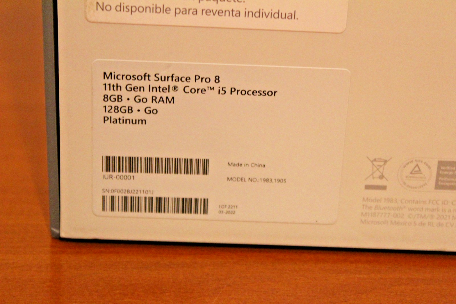 Microsoft Surface Pro 8 (1983) 13″ 128GB, Intel i5 11th, 8GB w/ Keyboard & Mouse