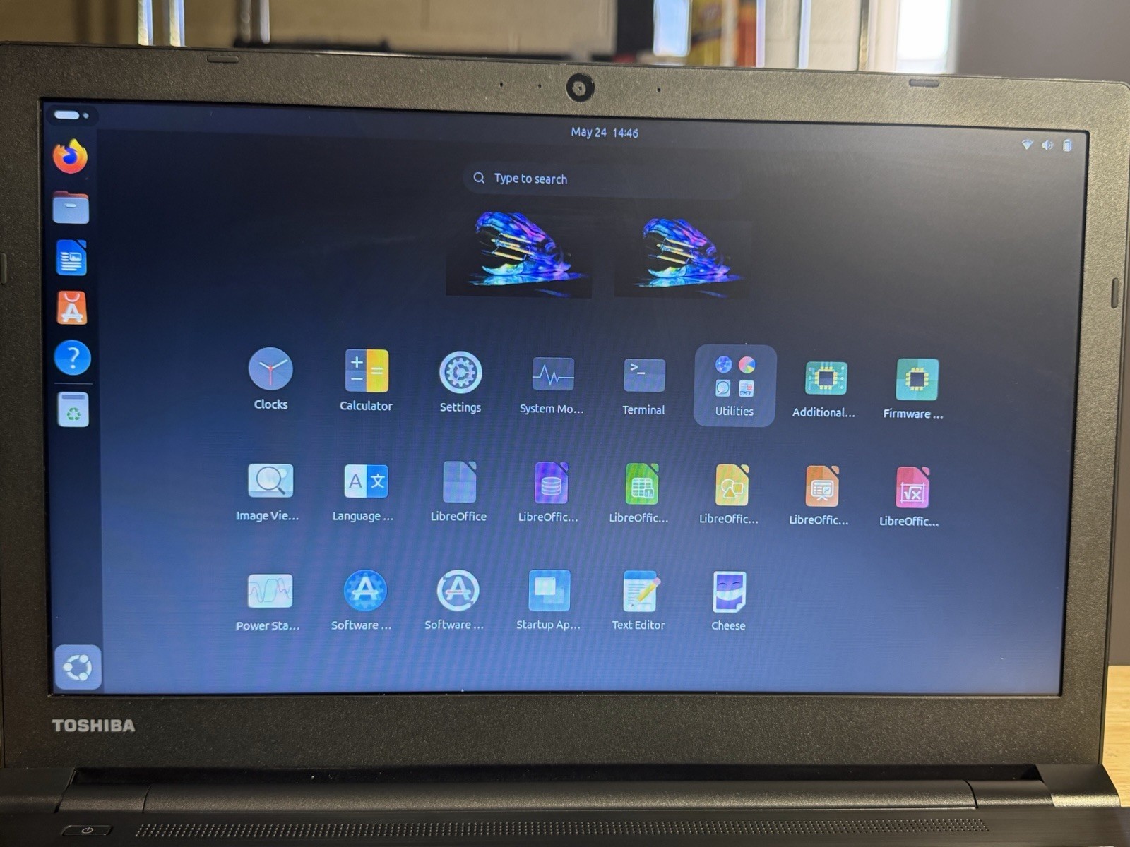 Toshiba Tecra C50-E i5-8250U 16GB RAM 240GB SSD Ubuntu 24.04 Laptop DVD-RW