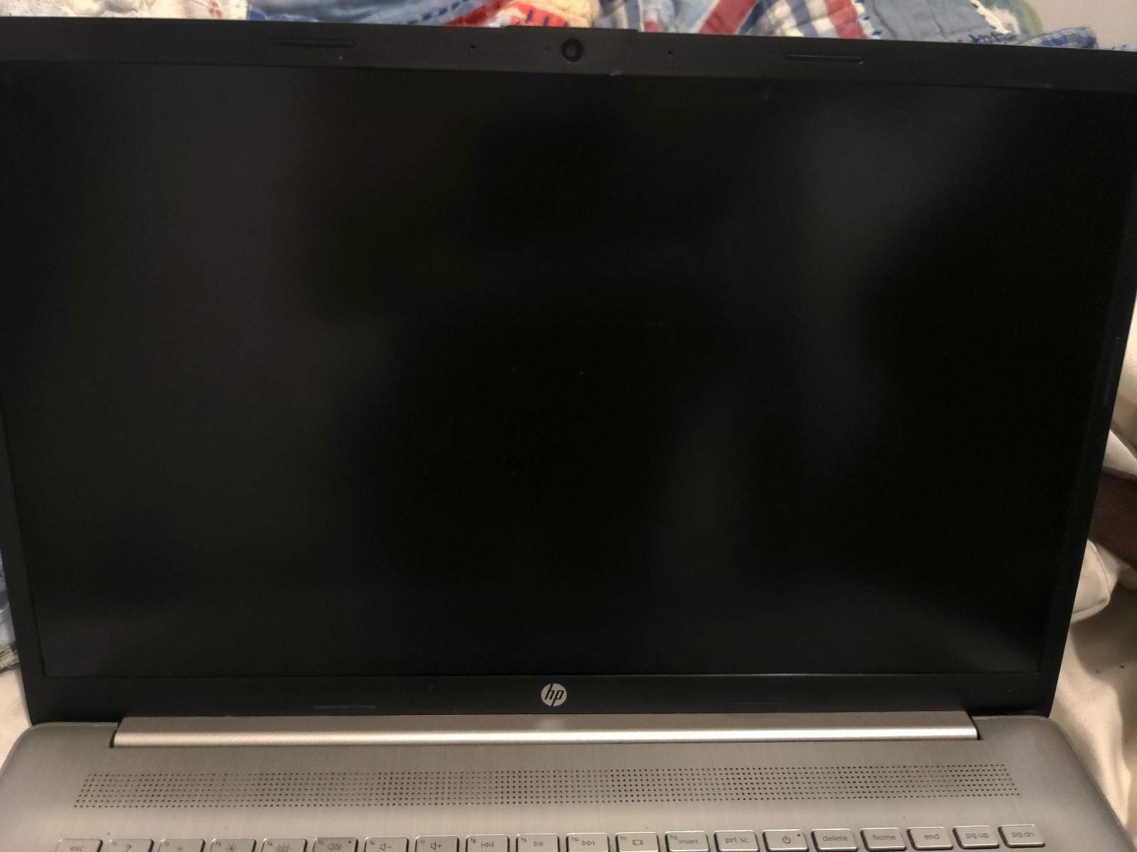 HP 17-cn1053cl 17.3” (Intel Core i5-1155G7, 2.5GHz, 12GB) No Hard Drive