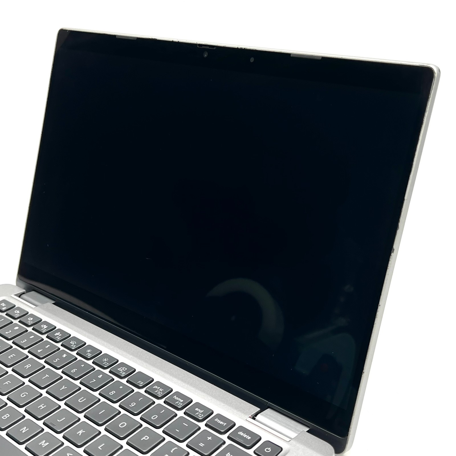 Dell Latitude 5330 13″ i5-1235U 8GB RAM 256GB SSD No OS | TESTED USED – POOR