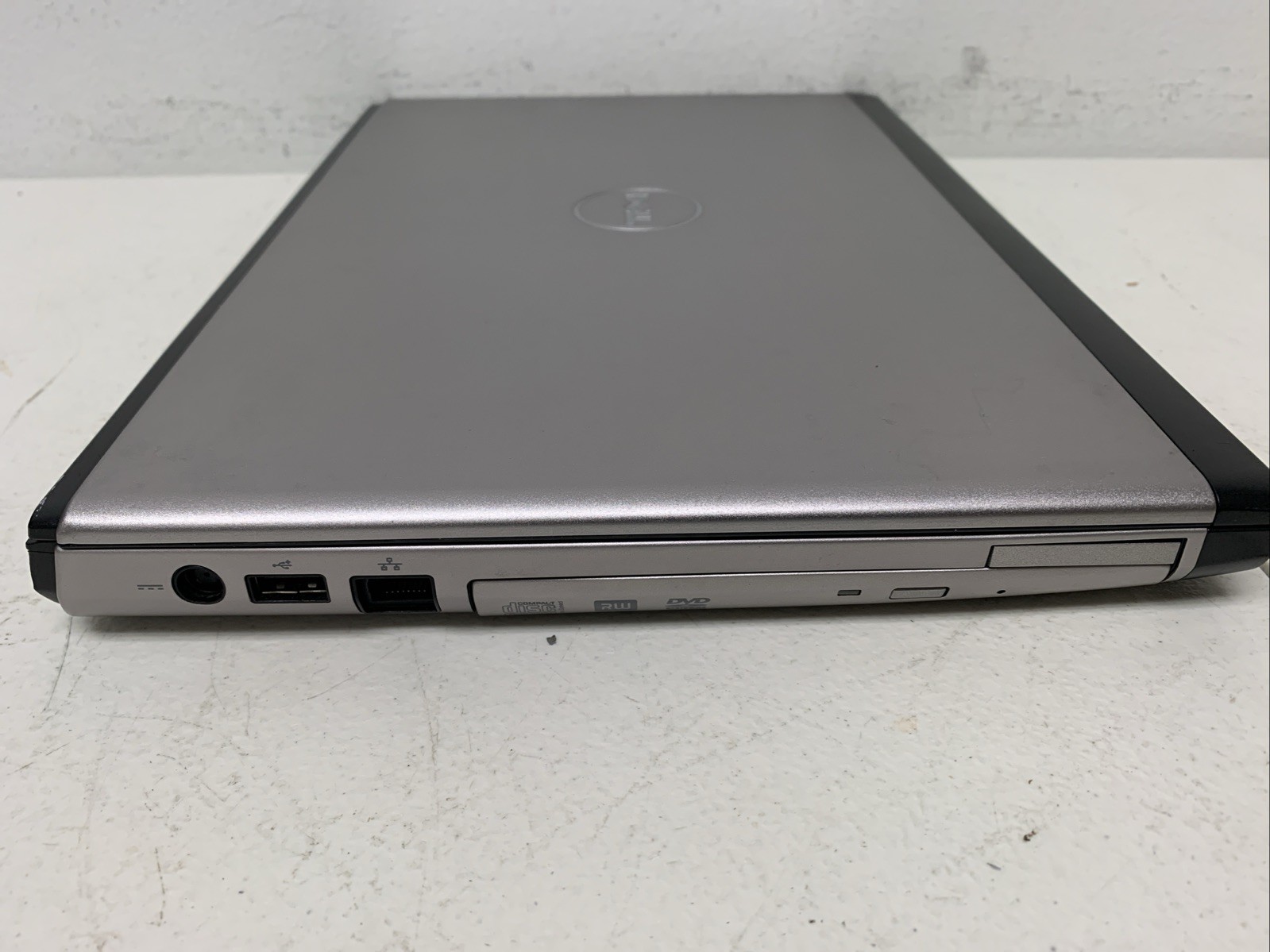 Dell Vostro 3300 Intel Core i3-M370 8GB RAM 128gb SSD Wind 11 Pro Read Descr