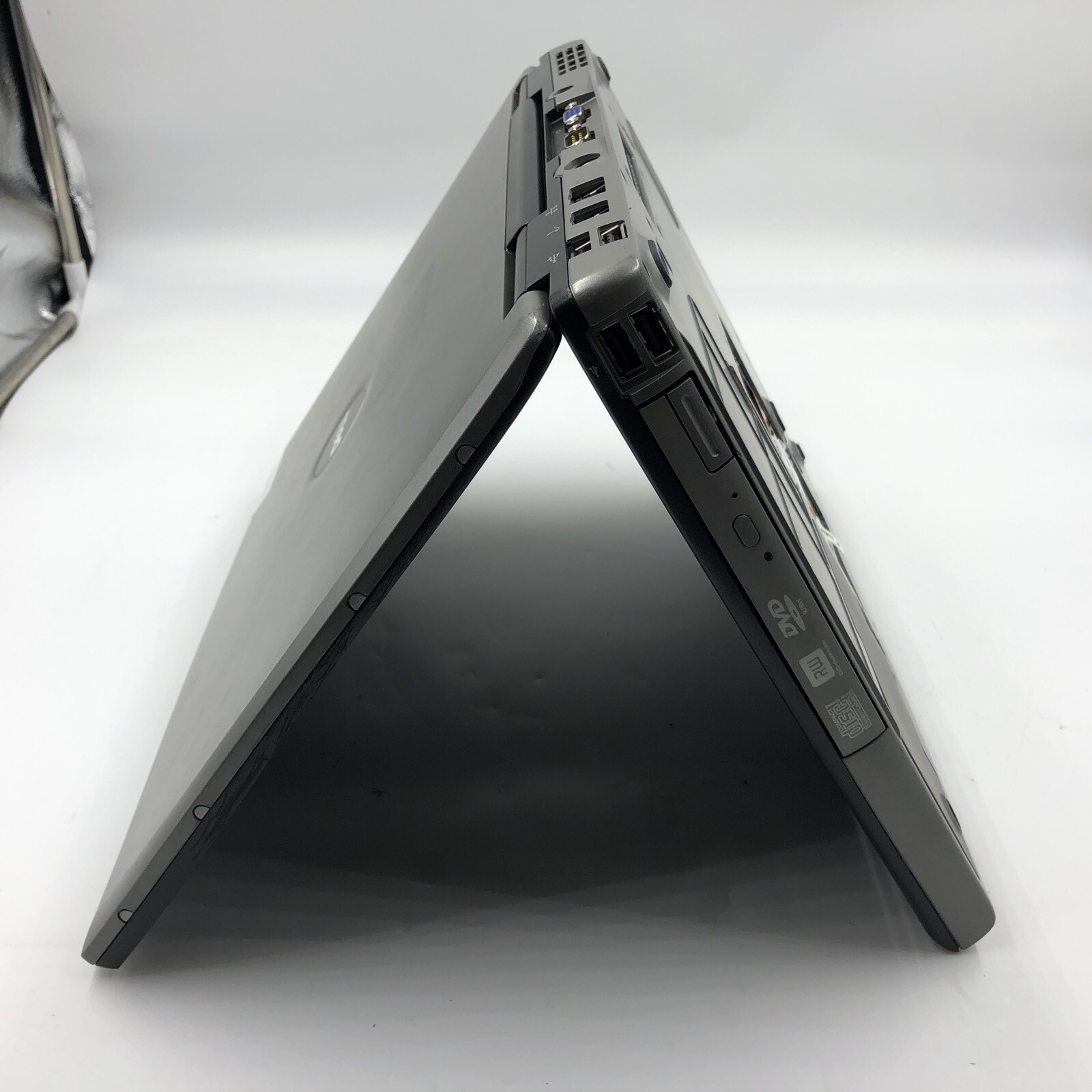 Dell Latitude D520 C2D T5550 1.66GHz Unknown RAM/HDD/OS NO CADDY (FOR PARTS)