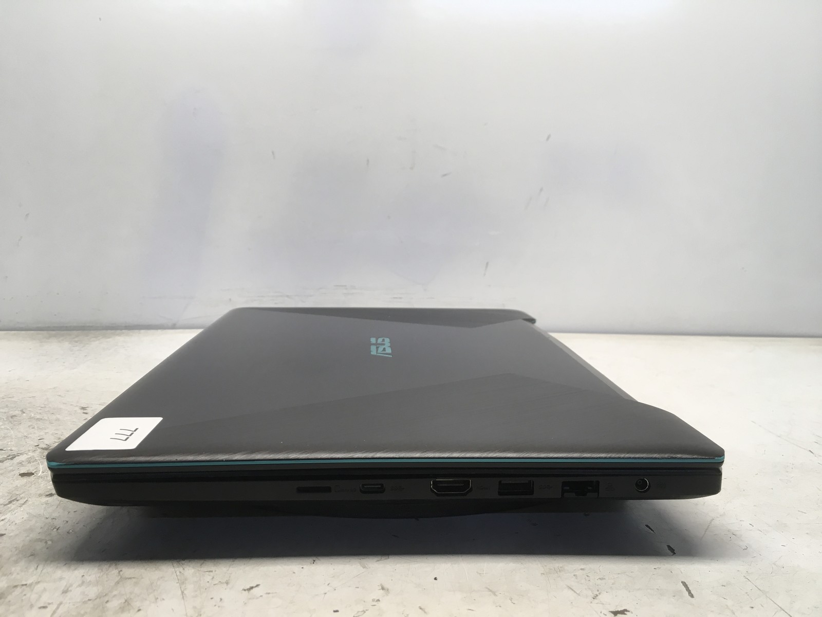 Asus K570UD-ES54 Intel i5-8250U 1.6GHz 8 GB NO HDD No Batt GTX 1050