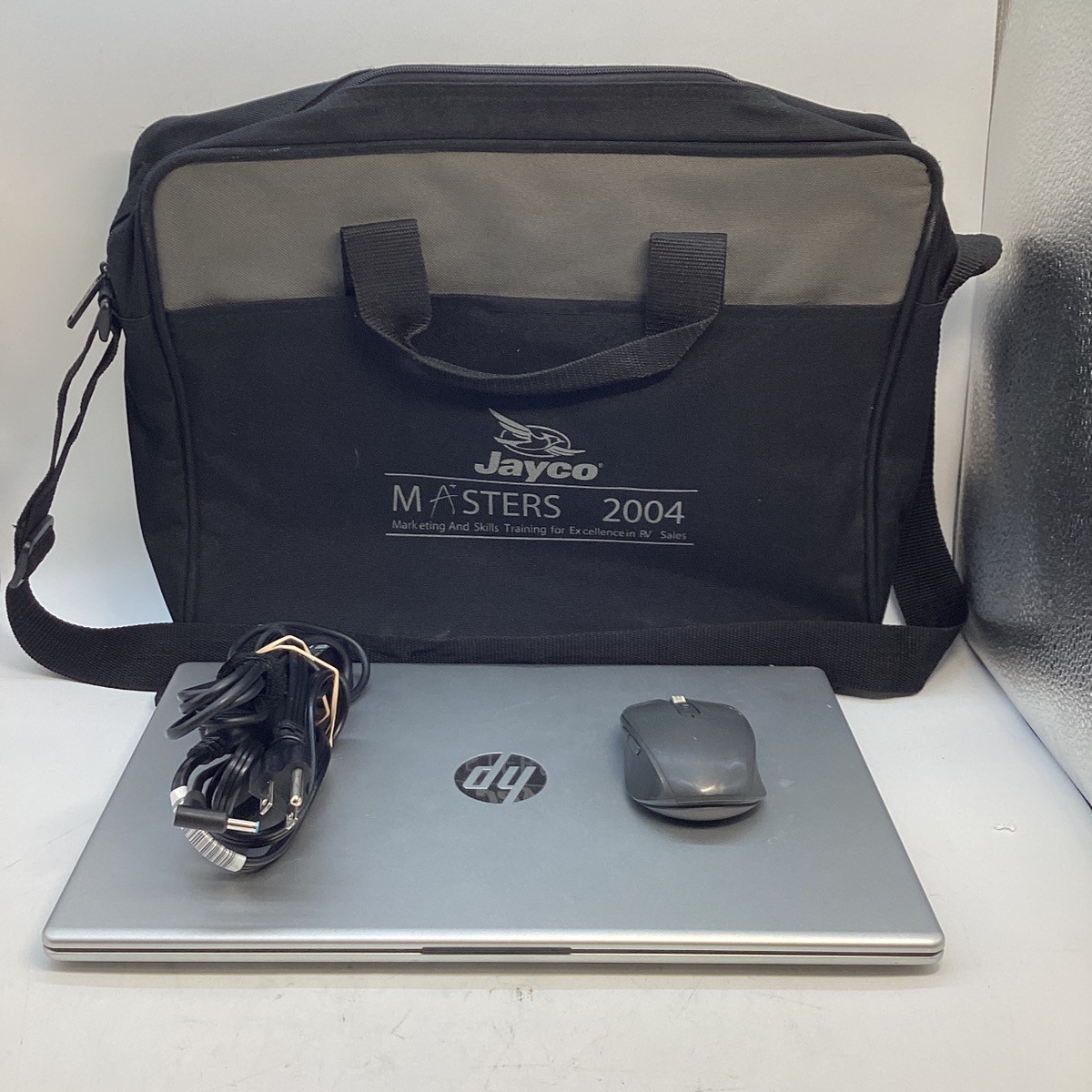 HP 15-FD0023DX Intel Core i3, 25GB SSD, 8GB Ram (GO1068479)