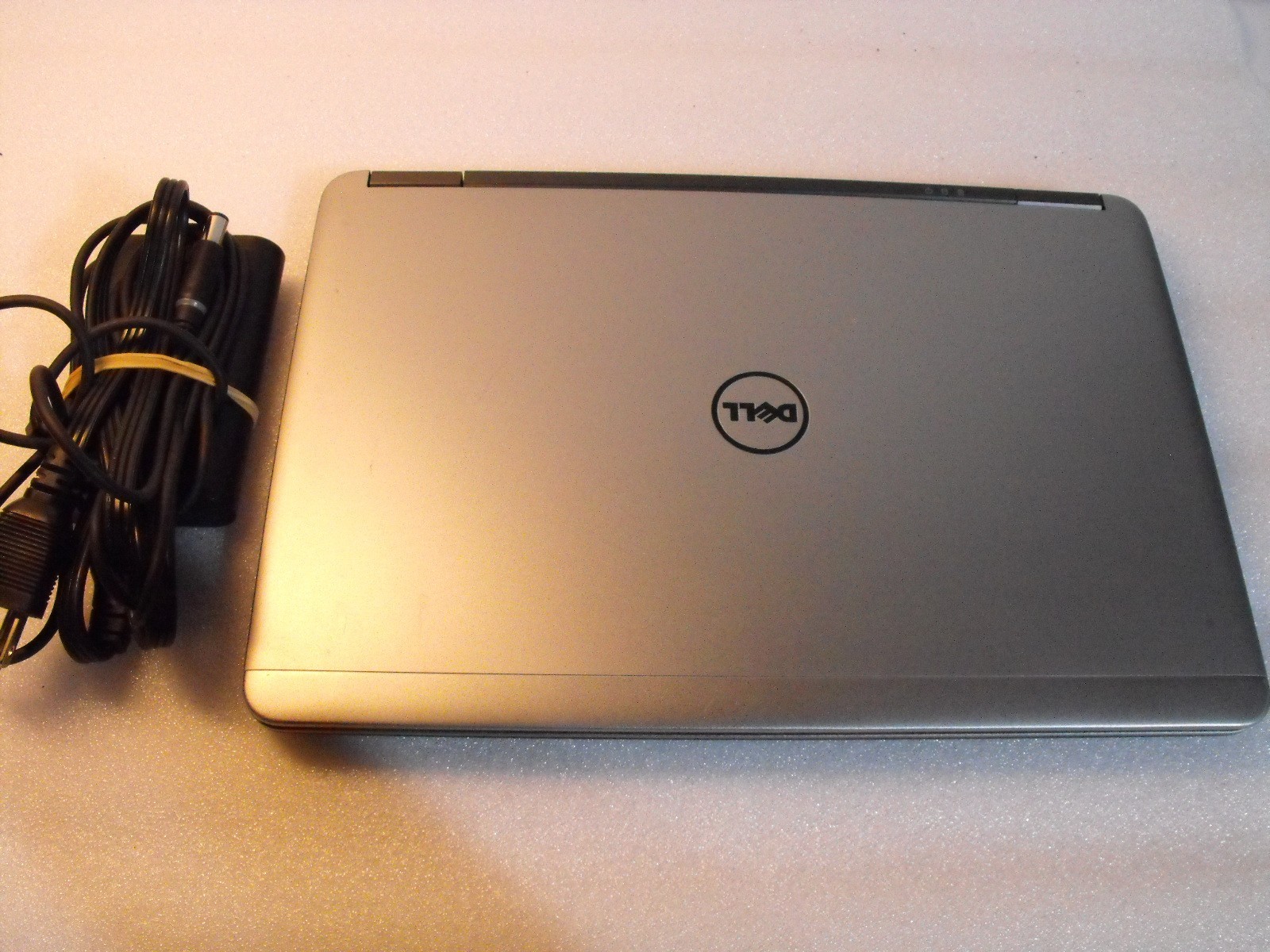 Dell Latitude E7240 12.5″ Intel Core i5-4310U 2.0 GHz, 8GB 128GB SSD Win 11 Pro