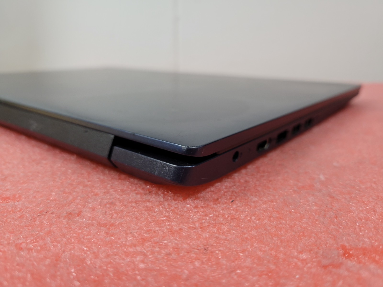 Lenovo IdeaPad 3-17IIL i5-1035G1 4GB RAM *AS IS/No HDD/No OS/BIOS* | LP457