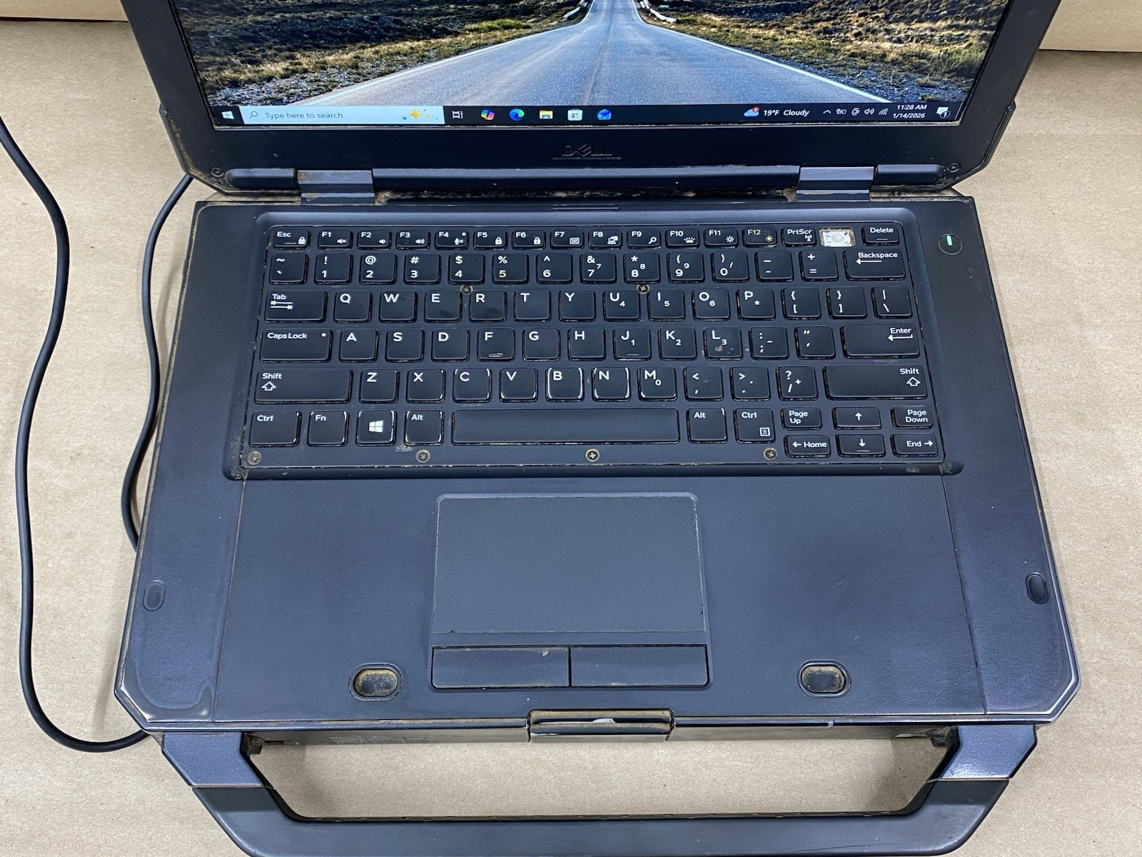 Dell Latitude 5424 Rugged – 14″ FHD – i5-8350U – 16GB – 256GB – Win 10 – READ