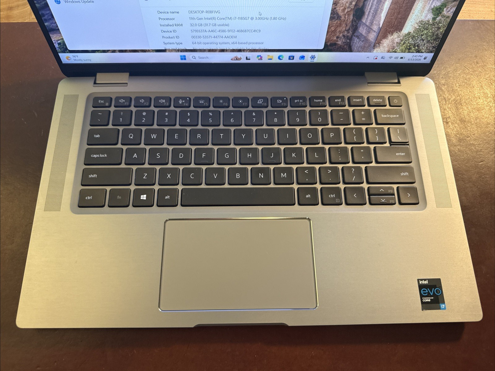 Dell Latitude 9520 15.6in FHD – Intel i7-1185G7 – 32GB RAM 256GB SSD – NEW BATT