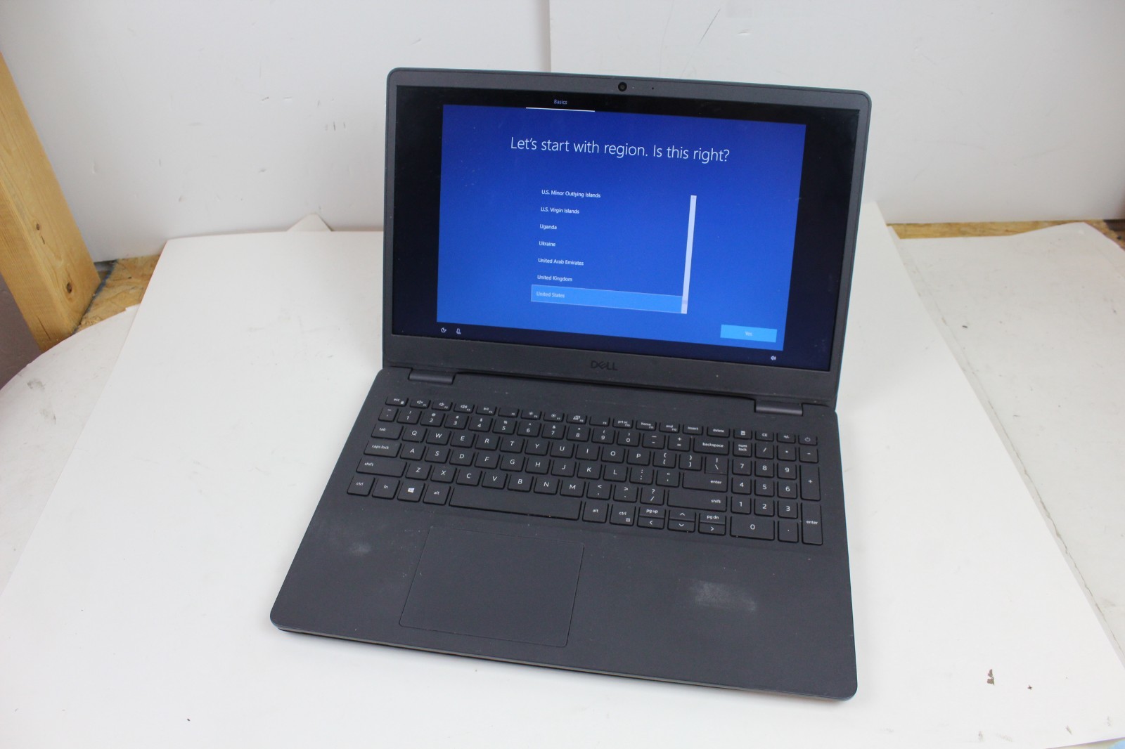 Dell Inspiron 3502 15.6″ Celeron N4020 4GB RAM 128GB SSD w/ OS NO CHARGER
