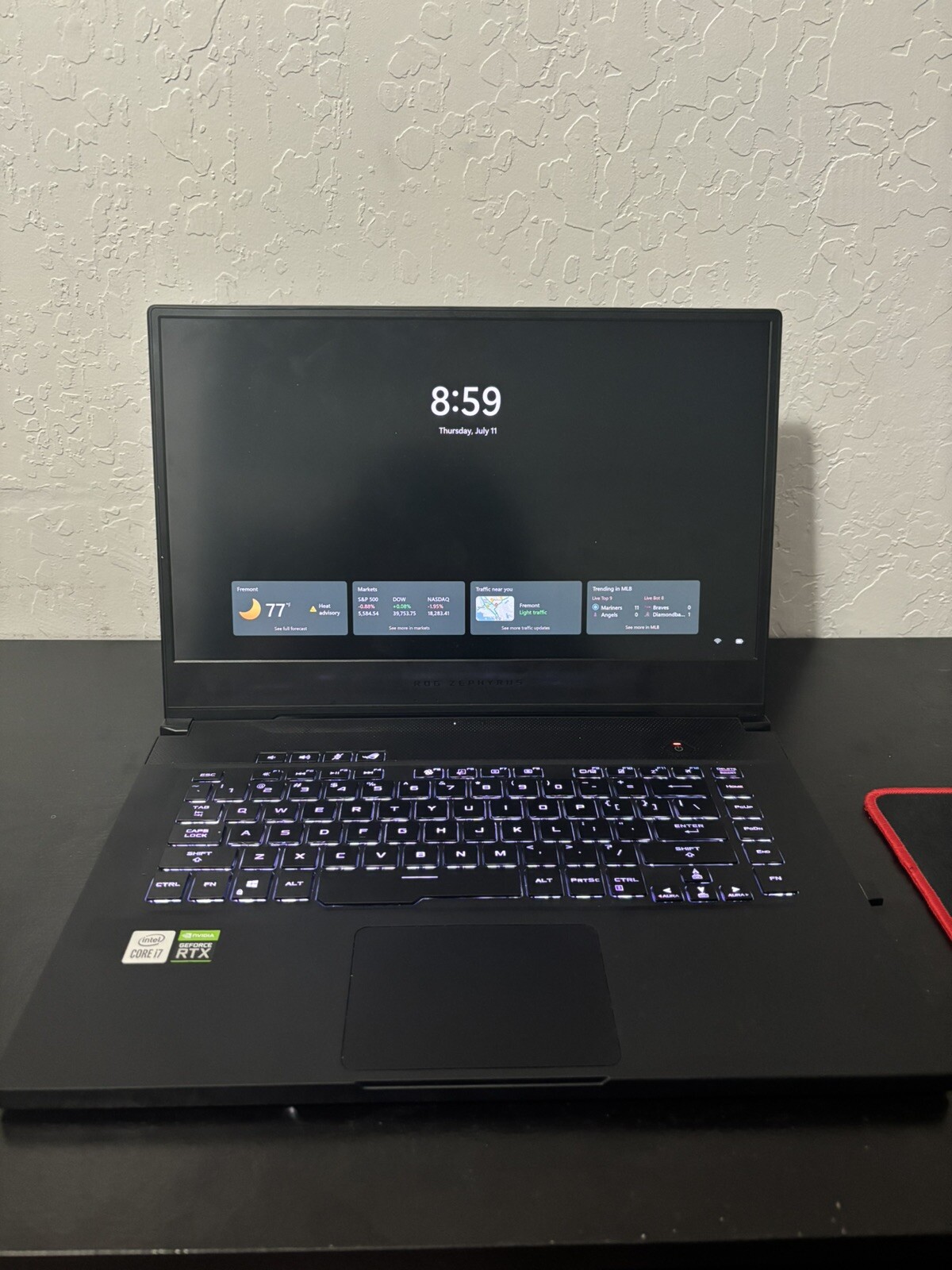 ASUS – ROG Zephyrus M15 GU502 Laptop (razer mouse+charger and laptop charger)