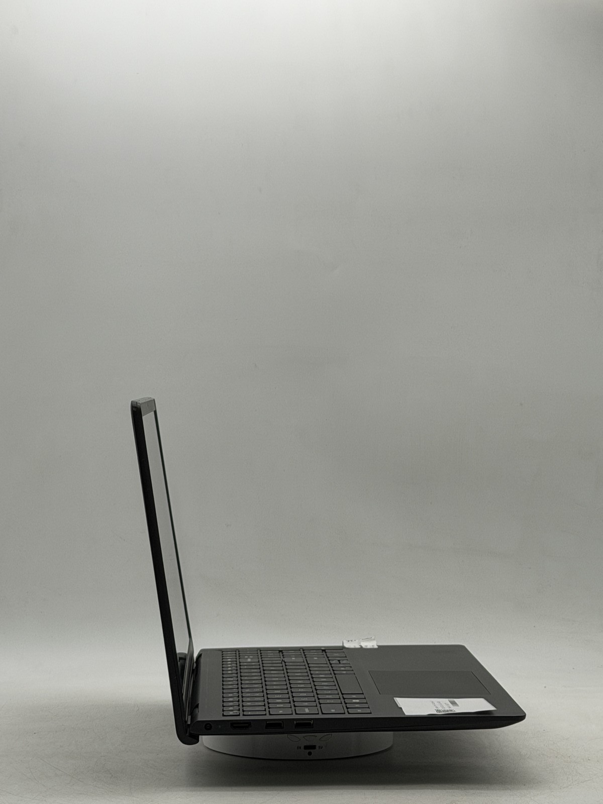 Dell Vostro 15 (3510) 15.6in i3-1115G4 8GB 256GB No OS [Read]