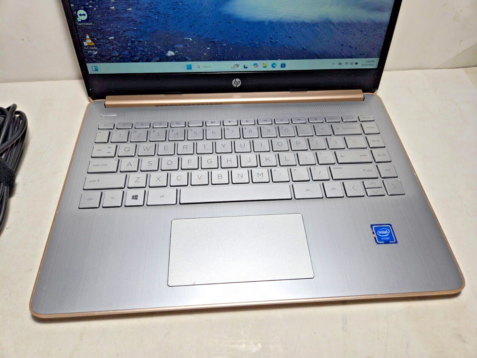 HP 14-DQ0012DS 14″ HD Touch Laptop Intel Celeron N4020 4GB SDRAM 64GB eMMC W10H