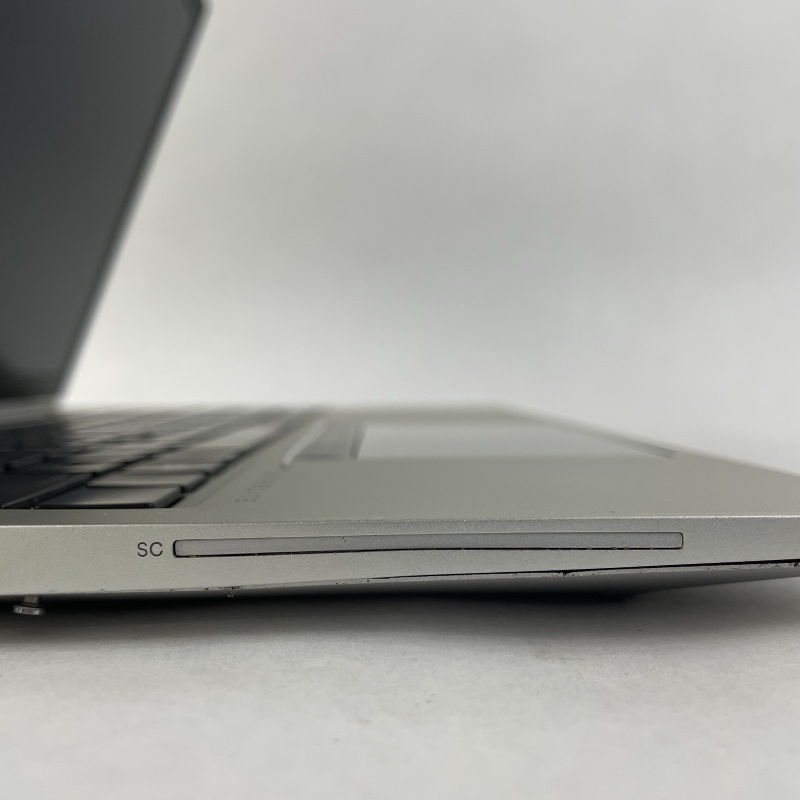 HP EliteBook 850 G7 15.6″ i5-10210U 1.60 GHz 8 GB RAM No SSD/OS/AC – Bad Edge