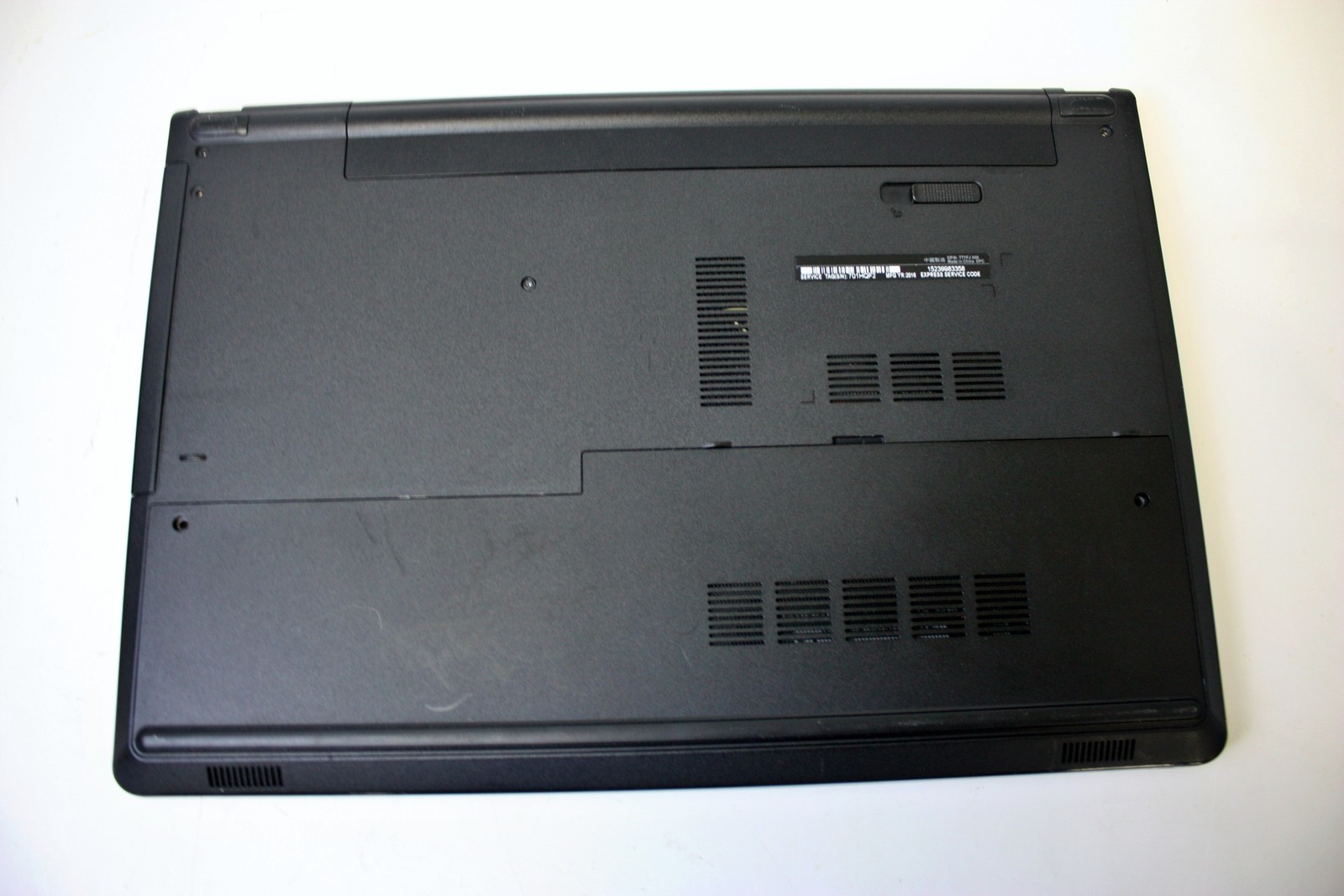 Dell Inspiron 5566 I3-7100U 8GB Ram 15.6″ HD Display