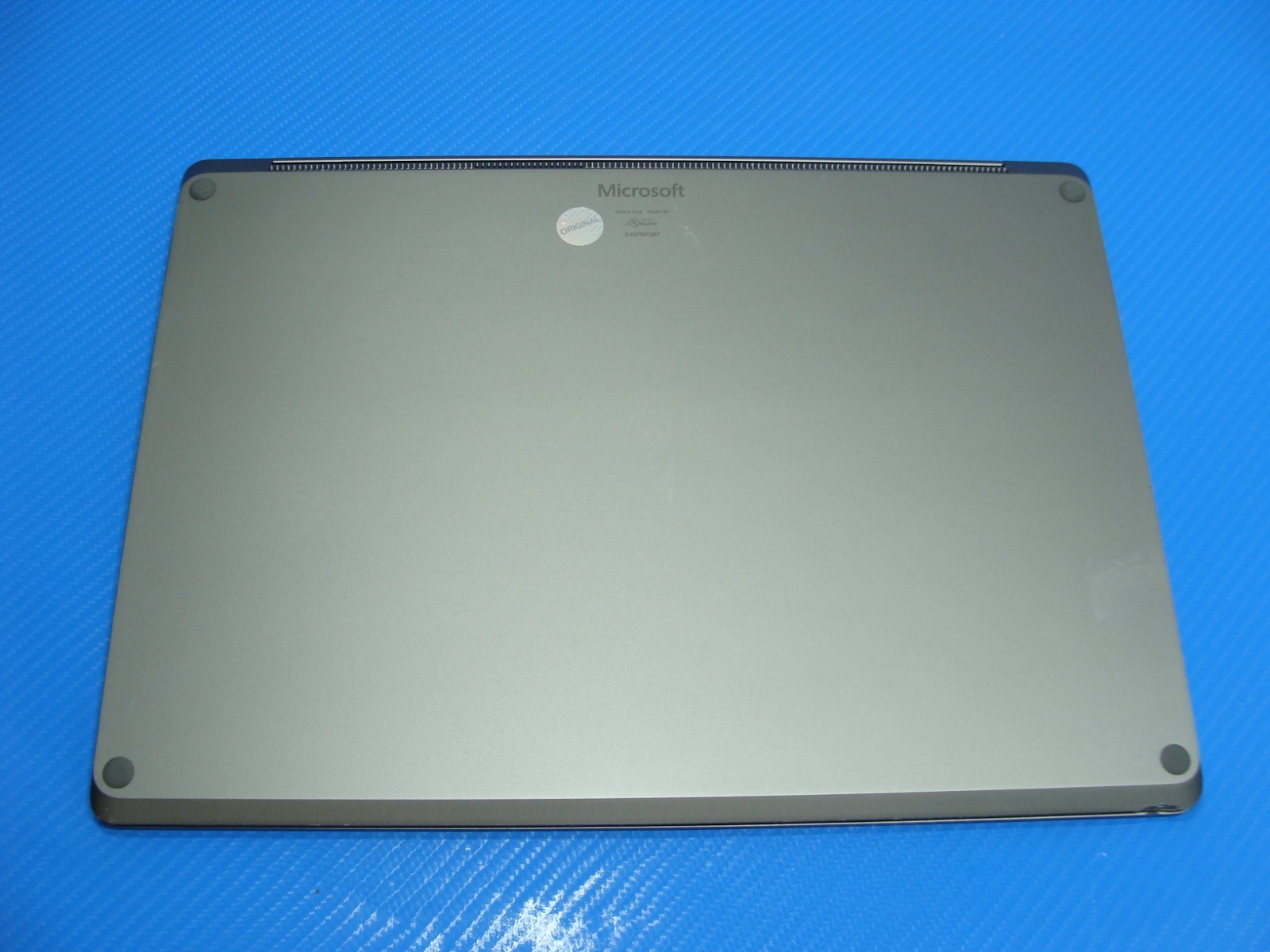 MS Surface Laptop 1769 13.5″ 2256×1504 TOUCH i7-7th 2.5GHz 8GB 256GB SSD W11P